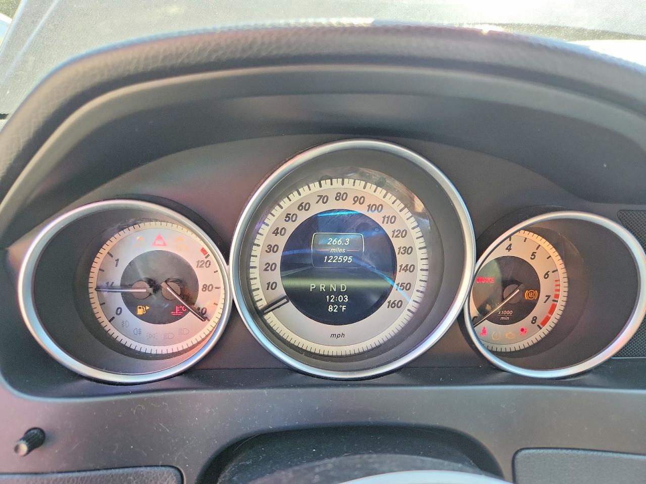 2013 Mercedes-benz C 250 Черный vin: WDDGF4HB0DR286904