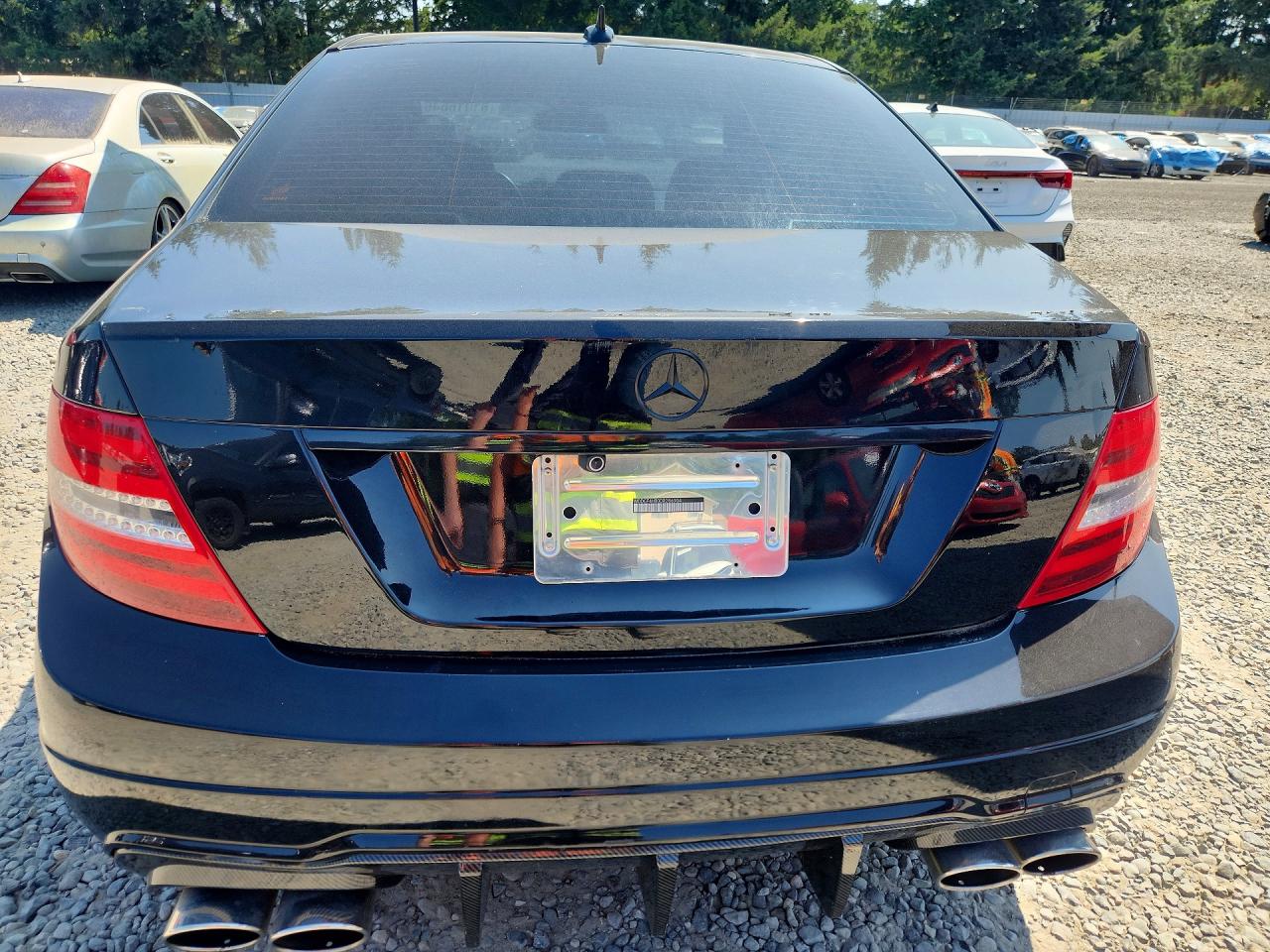 2013 Mercedes-benz C 250 Черный vin: WDDGF4HB0DR286904