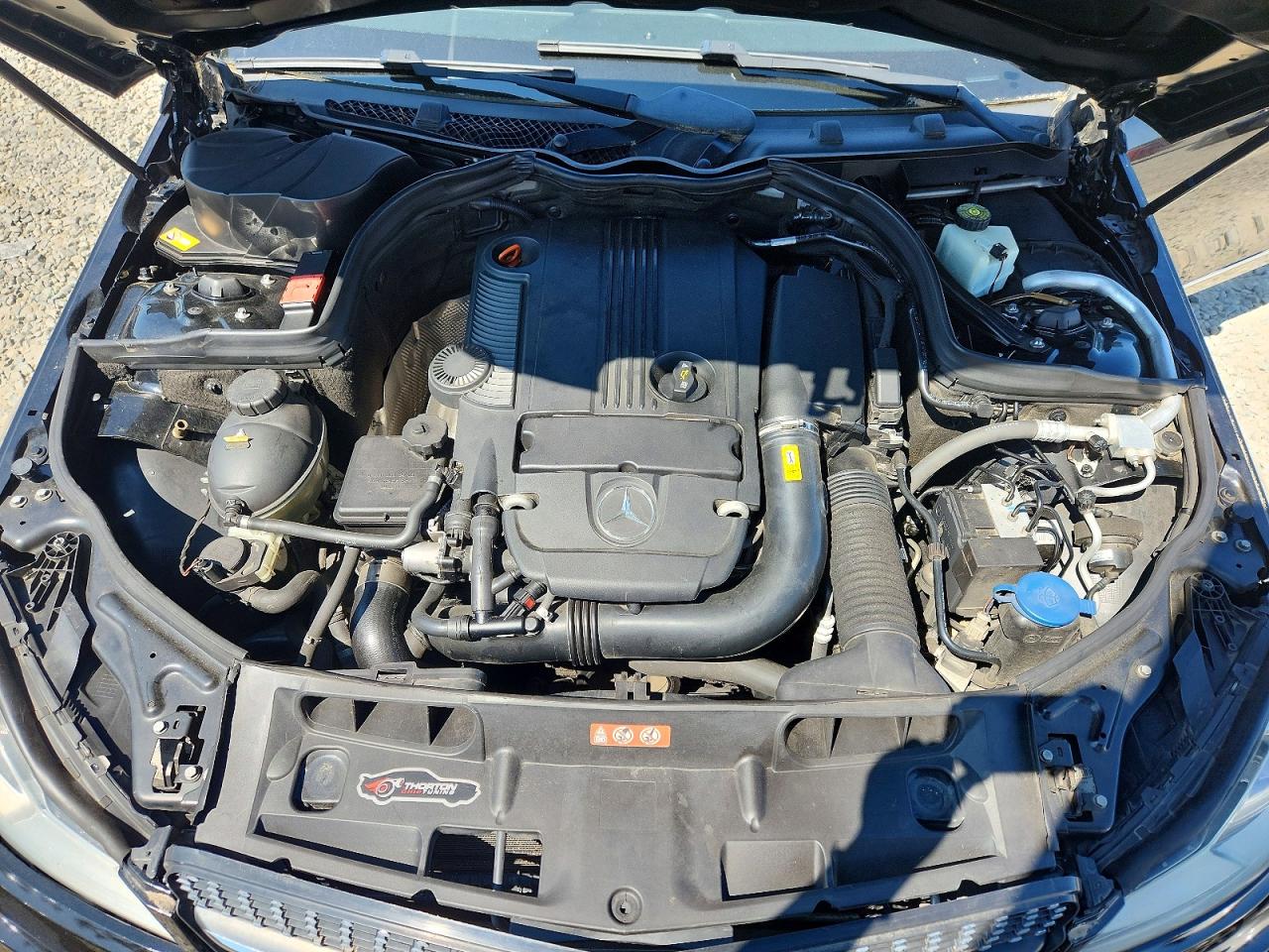 2013 Mercedes-benz C 250 Черный vin: WDDGF4HB0DR286904