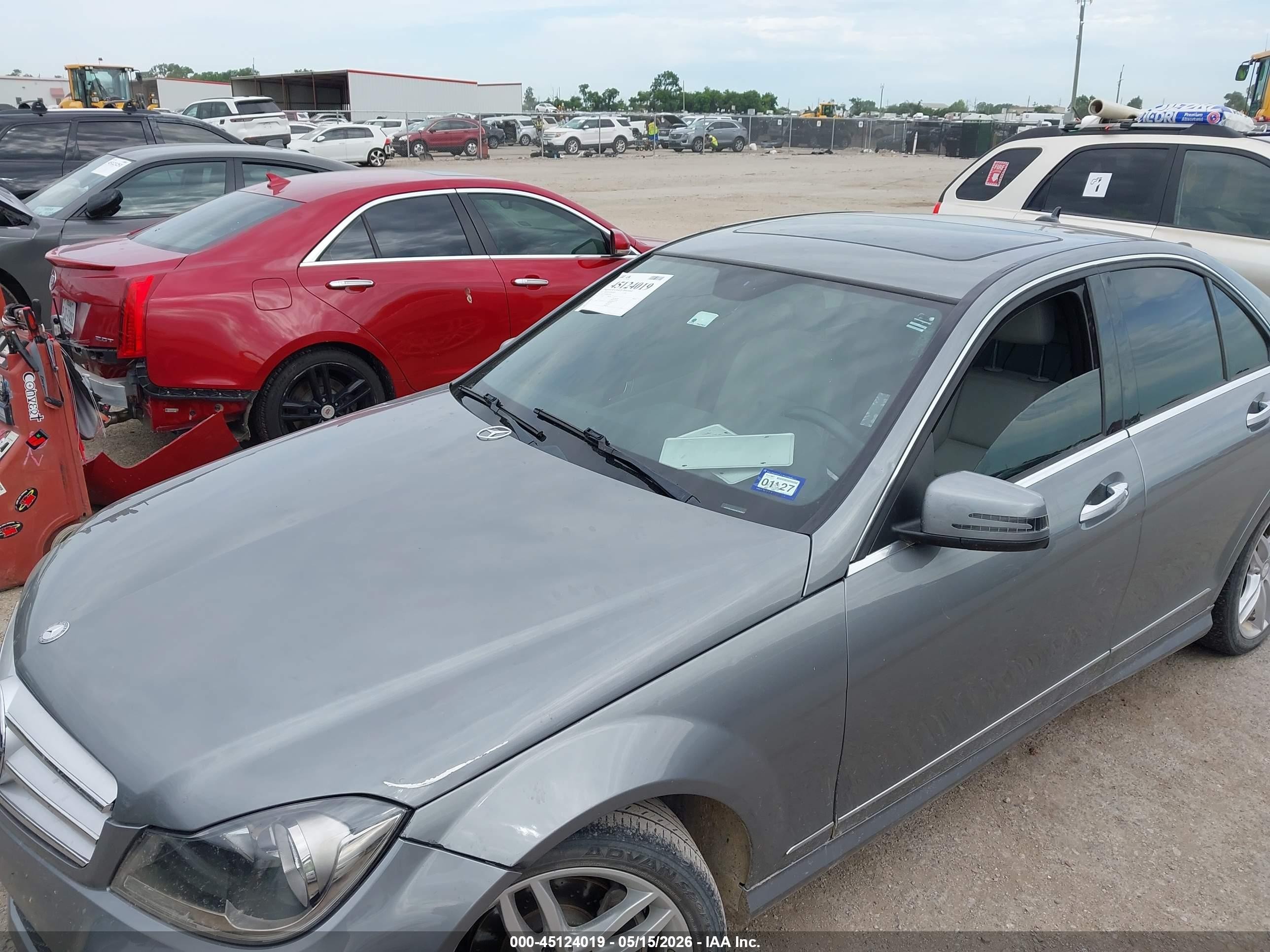 2013 Mercedes-benz C 250 Sport Серый vin: WDDGF4HB0DR292007