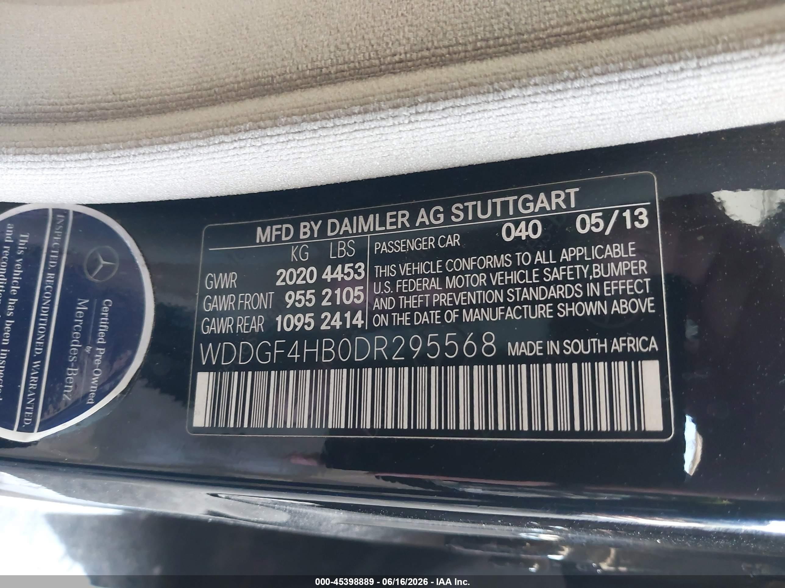 2013 Mercedes-benz C 250 Sport Черный vin: WDDGF4HB0DR295568