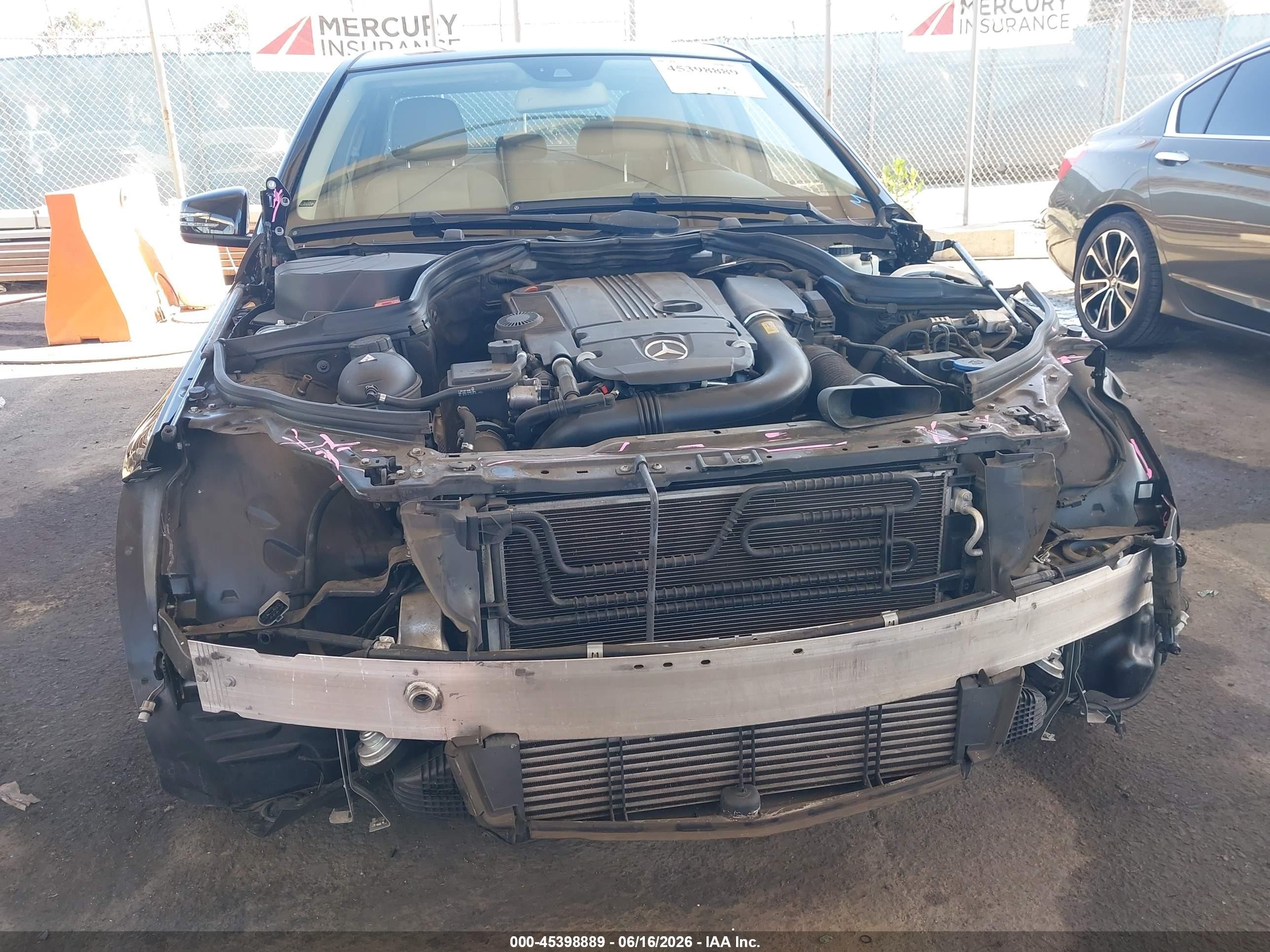 2013 Mercedes-benz C 250 Sport Черный vin: WDDGF4HB0DR295568