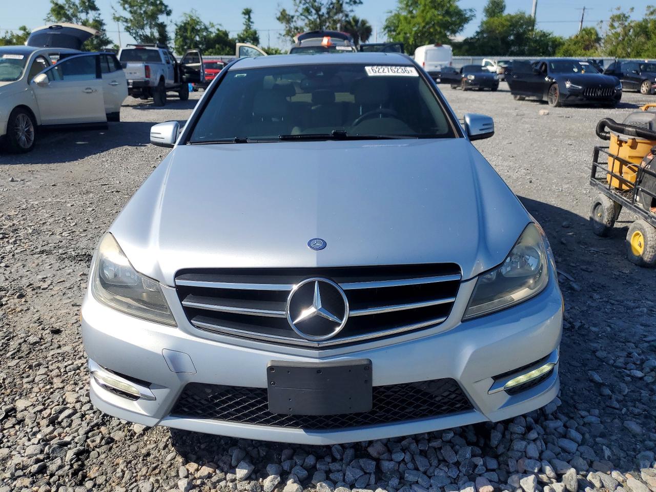 2014 Mercedes-benz C 250 Silver vin: WDDGF4HB0EA948092
