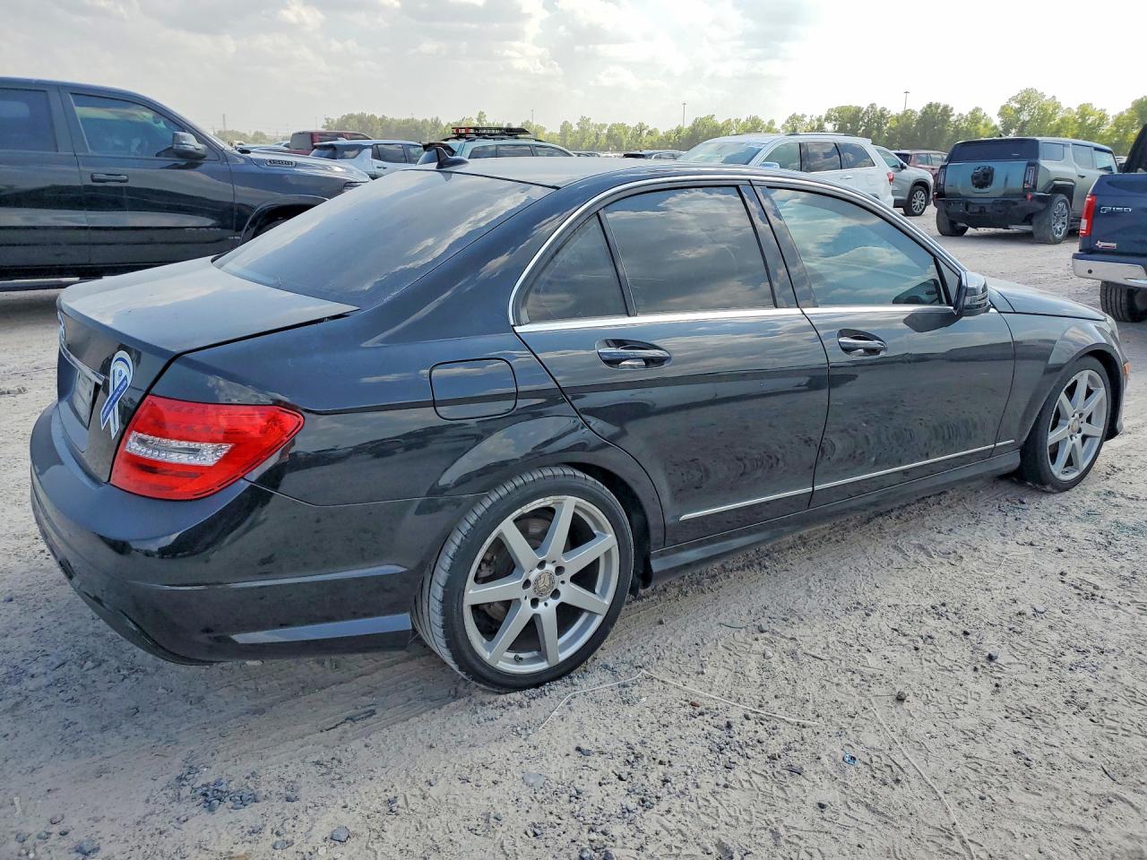 2014 Mercedes-benz C 250 Black vin: WDDGF4HB0EA954653