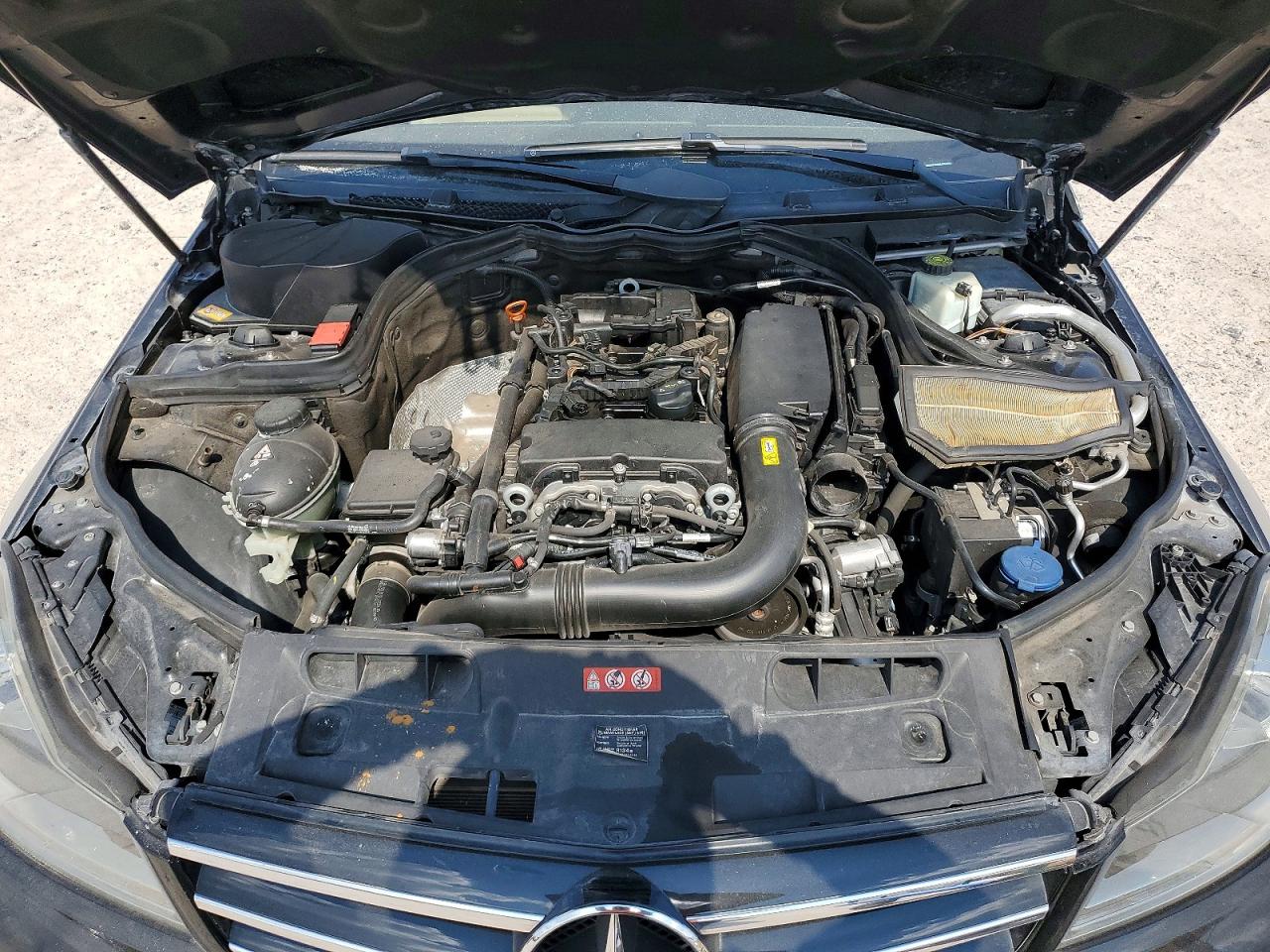 2014 Mercedes-benz C 250 Black vin: WDDGF4HB0EA954653