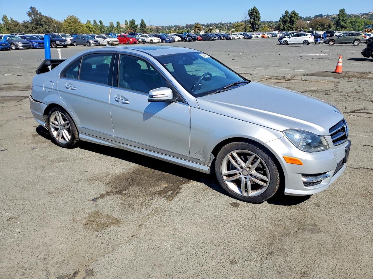 2014 Mercedes-benz C 250 Silver vin: WDDGF4HB0EA955169