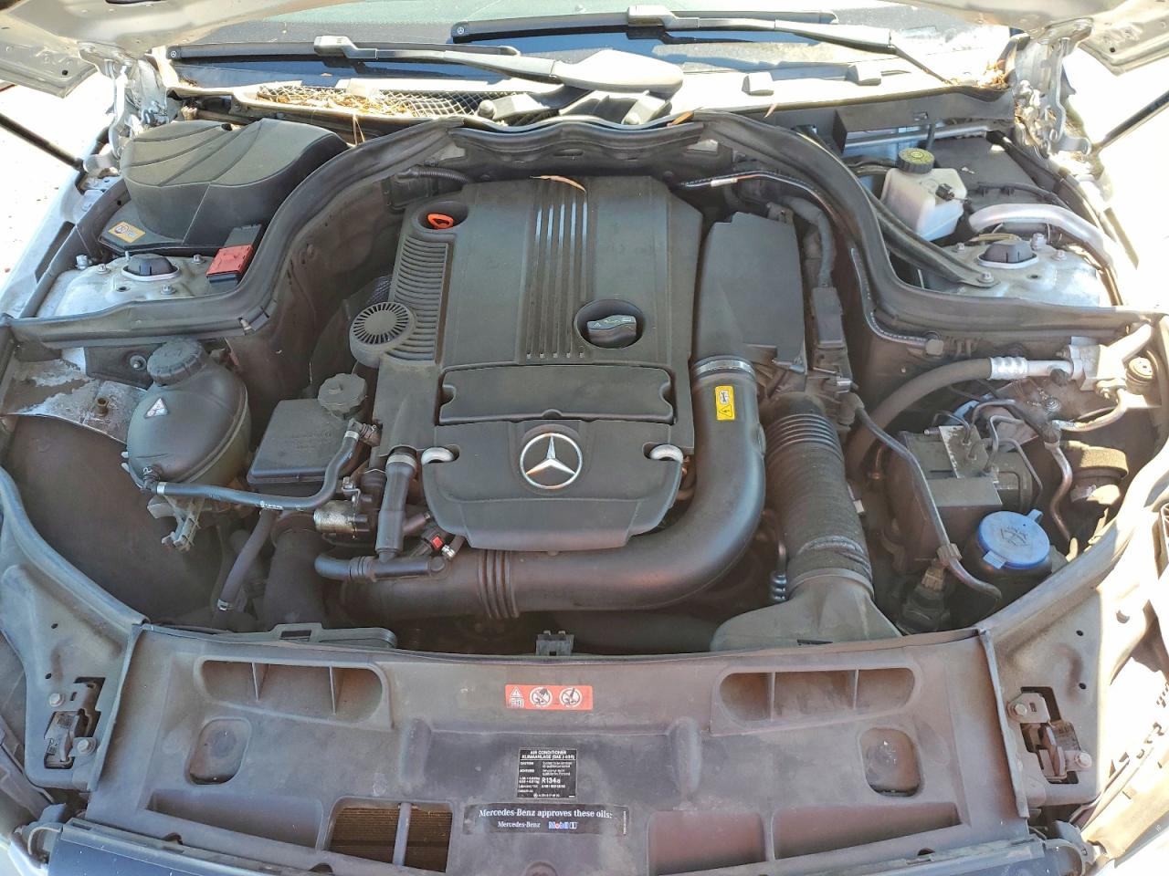2014 Mercedes-benz C 250 Silver vin: WDDGF4HB0EA955169