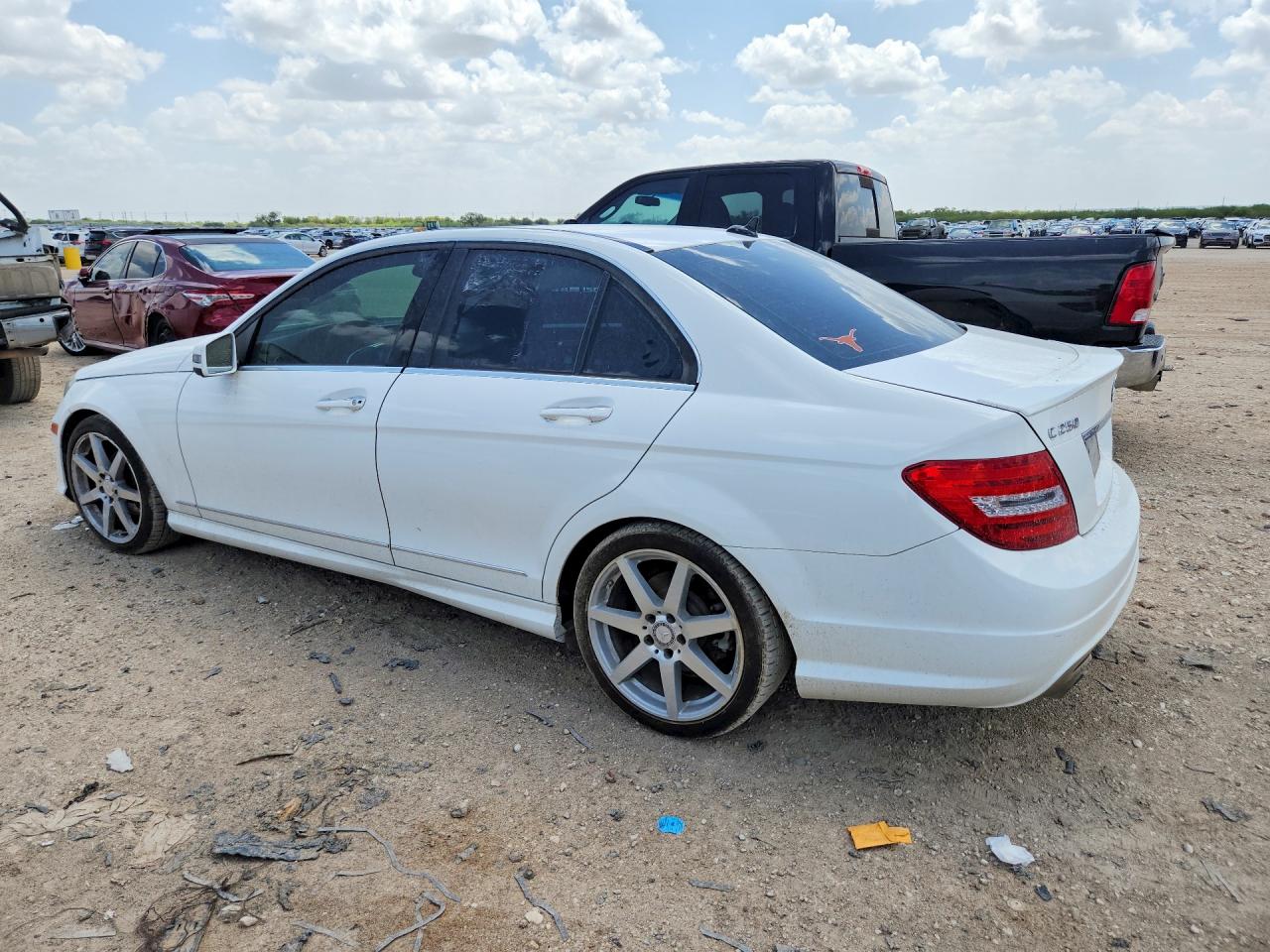 2014 Mercedes-benz C 250 White vin: WDDGF4HB0EA957746