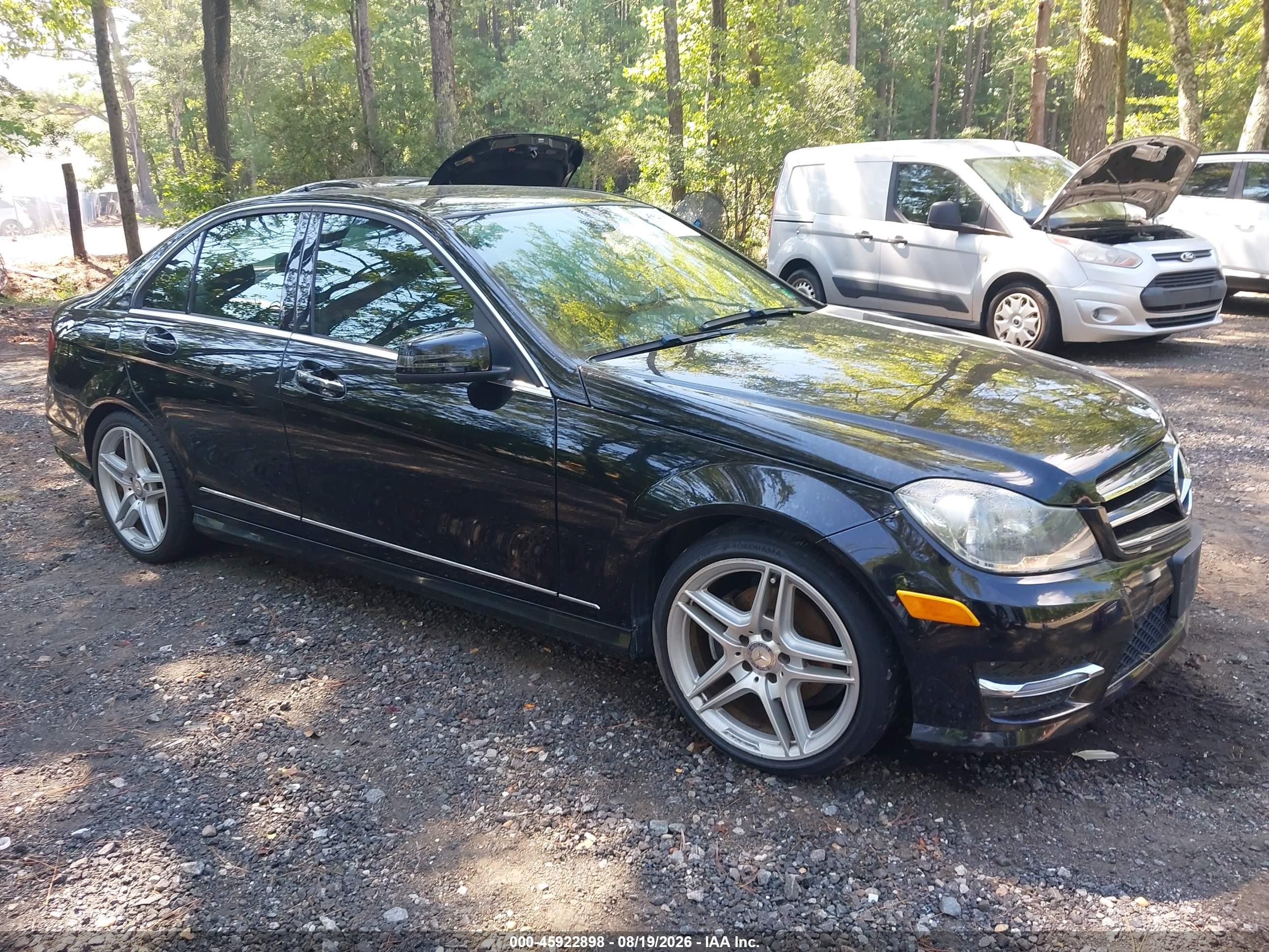 2014 Mercedes-benz C 250 Sport Black vin: WDDGF4HB0EG201749