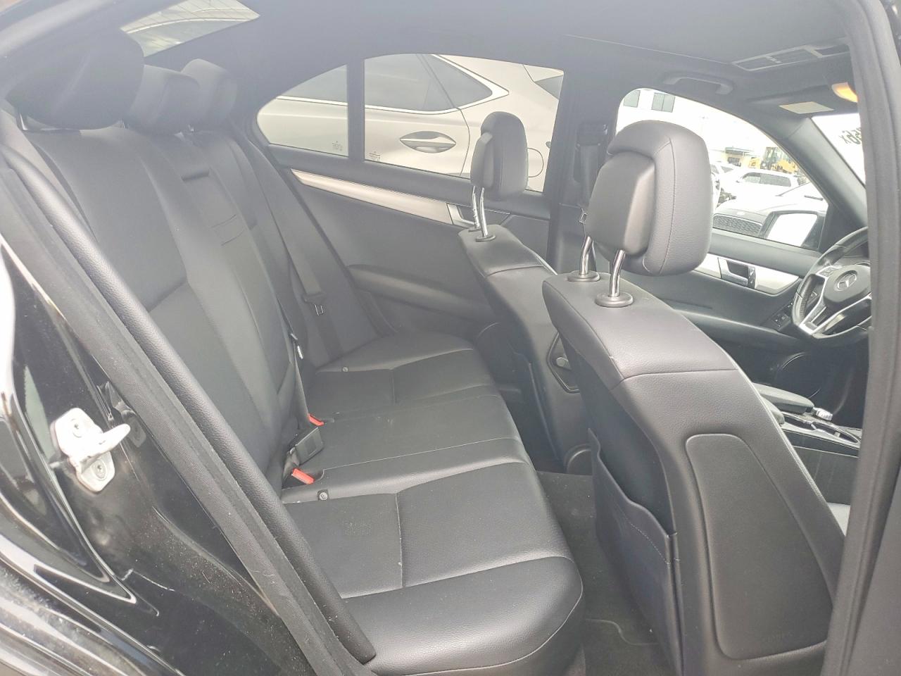 2014 Mercedes-benz C 250 Black vin: WDDGF4HB0ER305159