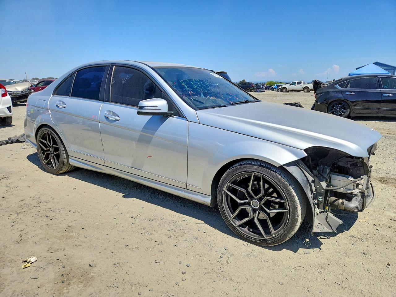 2014 Mercedes-benz C 250 Silver vin: WDDGF4HB0ER305520