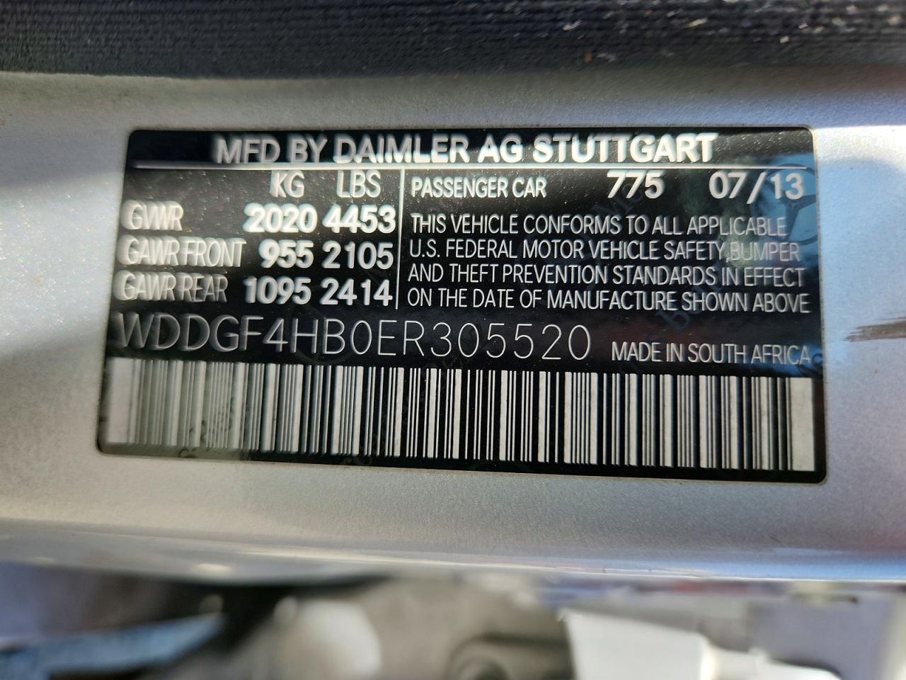 2014 Mercedes-benz C 250 Silver vin: WDDGF4HB0ER305520