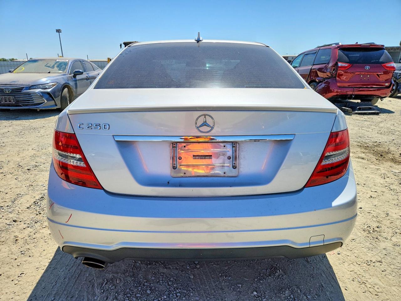 2014 Mercedes-benz C 250 Silver vin: WDDGF4HB0ER305520