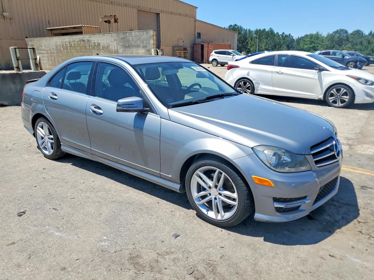 2014 Mercedes-benz C 250 Silver vin: WDDGF4HB0ER306036