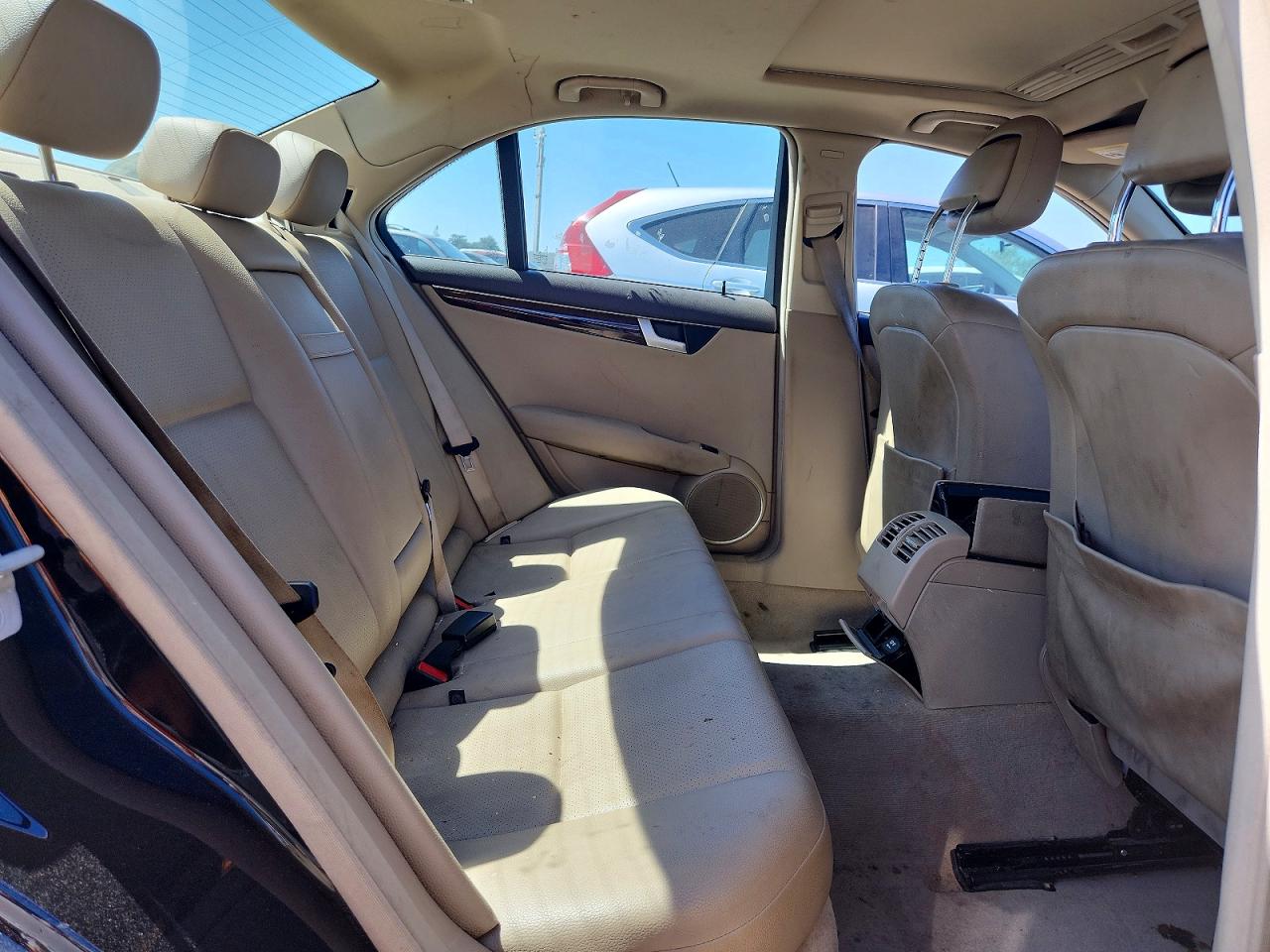 2014 Mercedes-benz C 250 Black vin: WDDGF4HB0ER306389