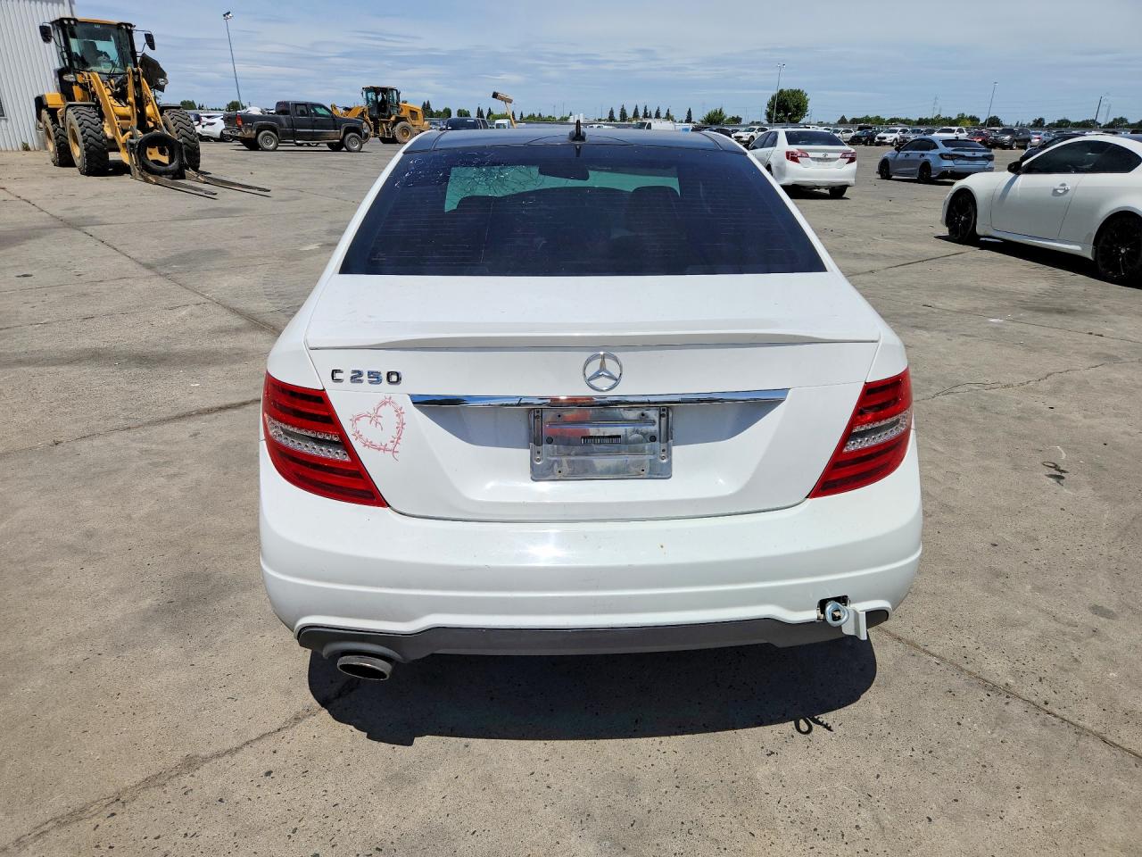 2014 Mercedes-benz C 250 White vin: WDDGF4HB0ER320390