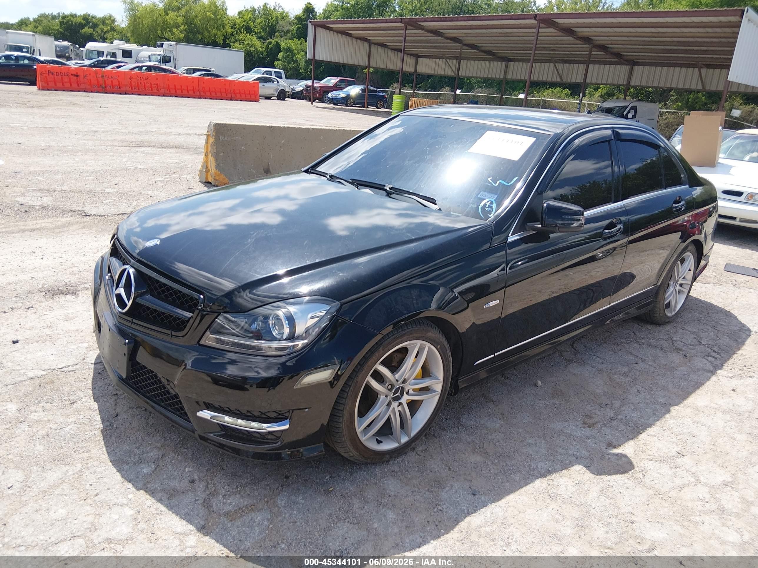 2012 Mercedes-benz C 250 Luxury/sport Black vin: WDDGF4HB1CA599652