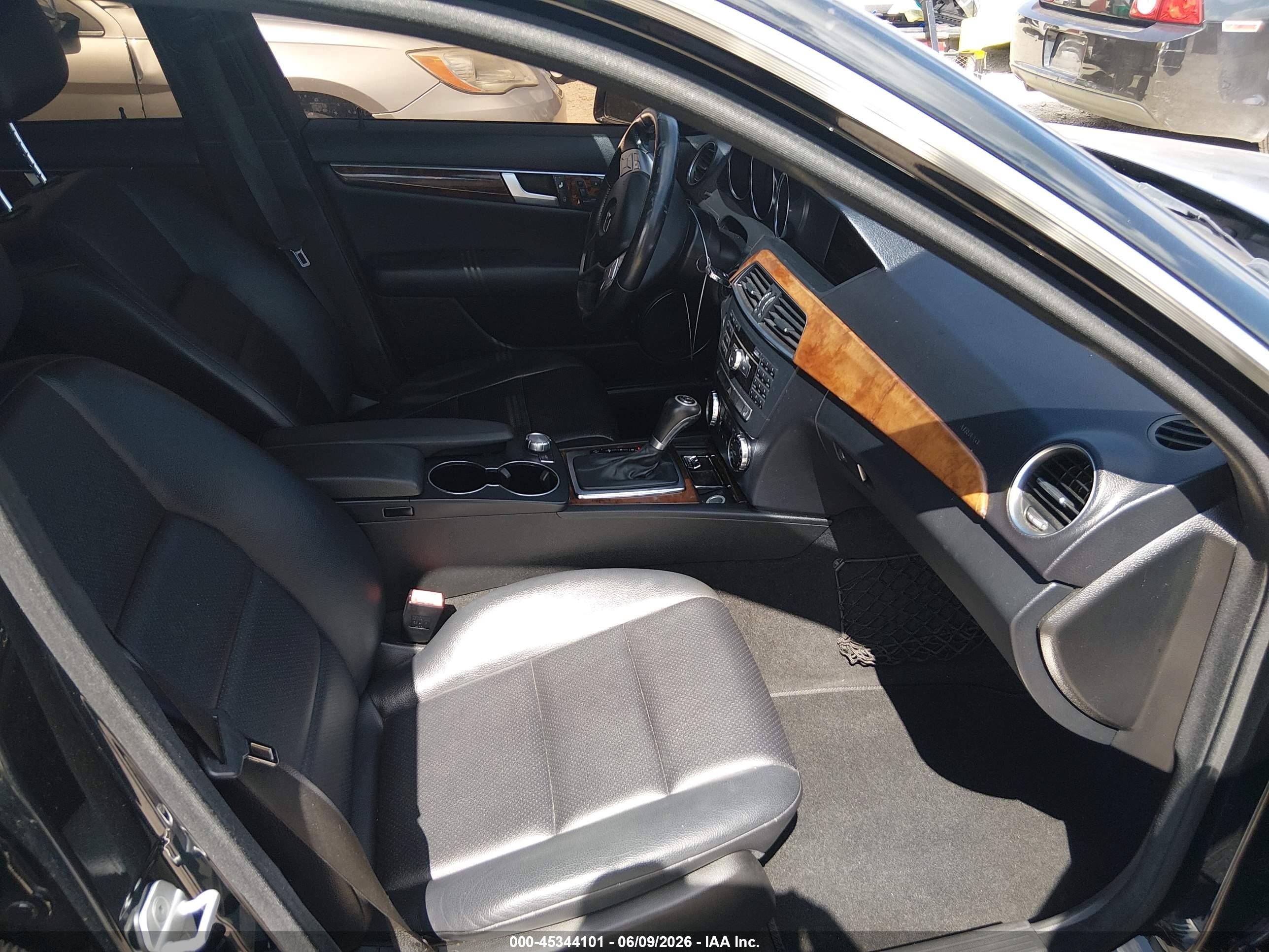 2012 Mercedes-benz C 250 Luxury/sport Black vin: WDDGF4HB1CA599652