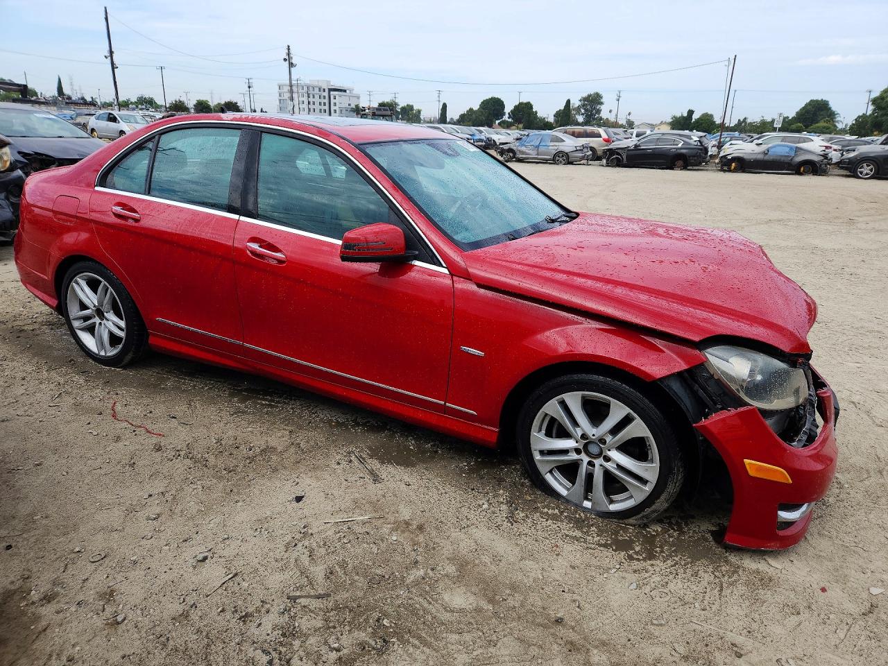 2012 Mercedes-benz C 250 Red vin: WDDGF4HB1CA606521