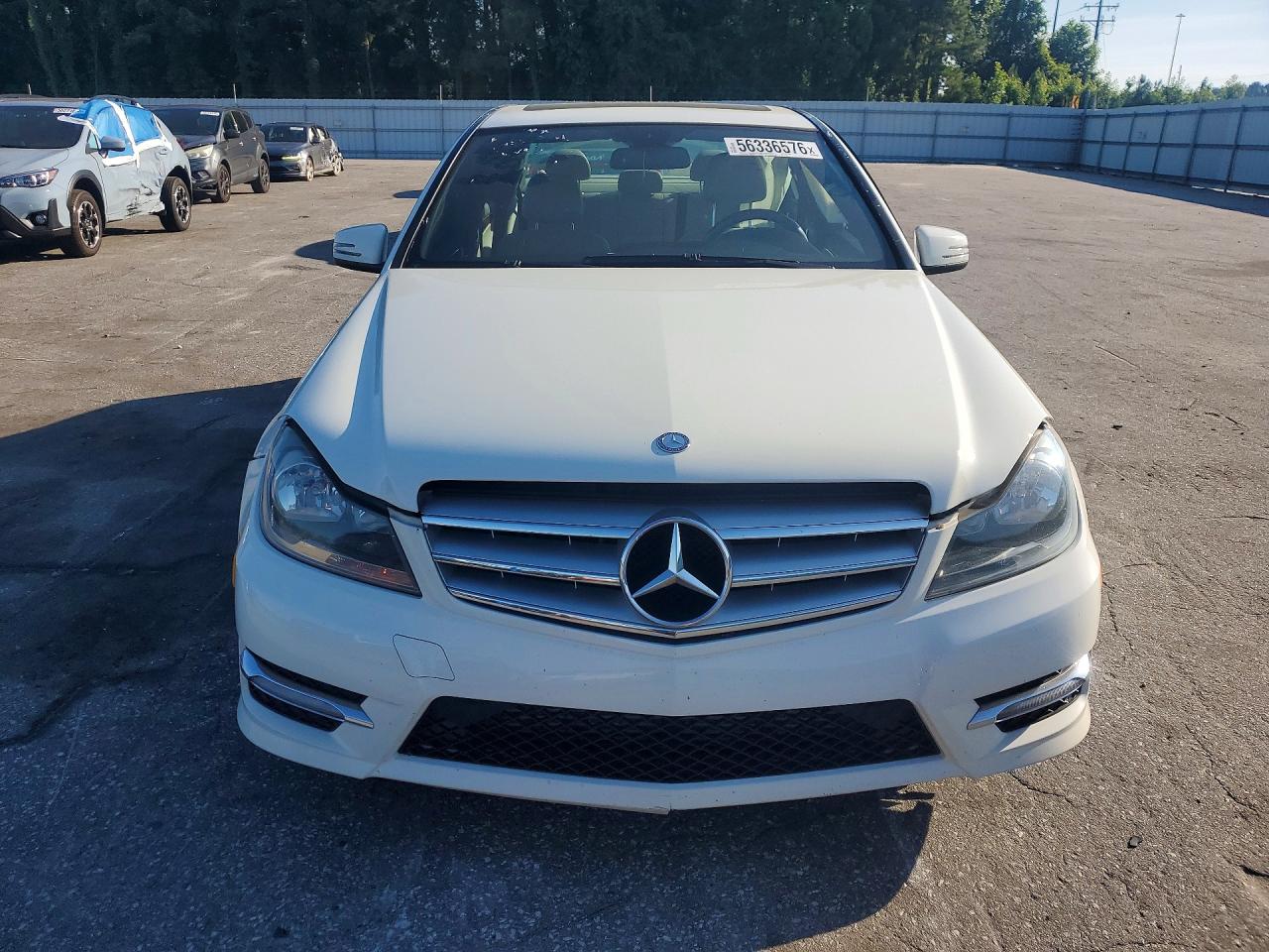 2012 Mercedes-benz C 250 White vin: WDDGF4HB1CA621942