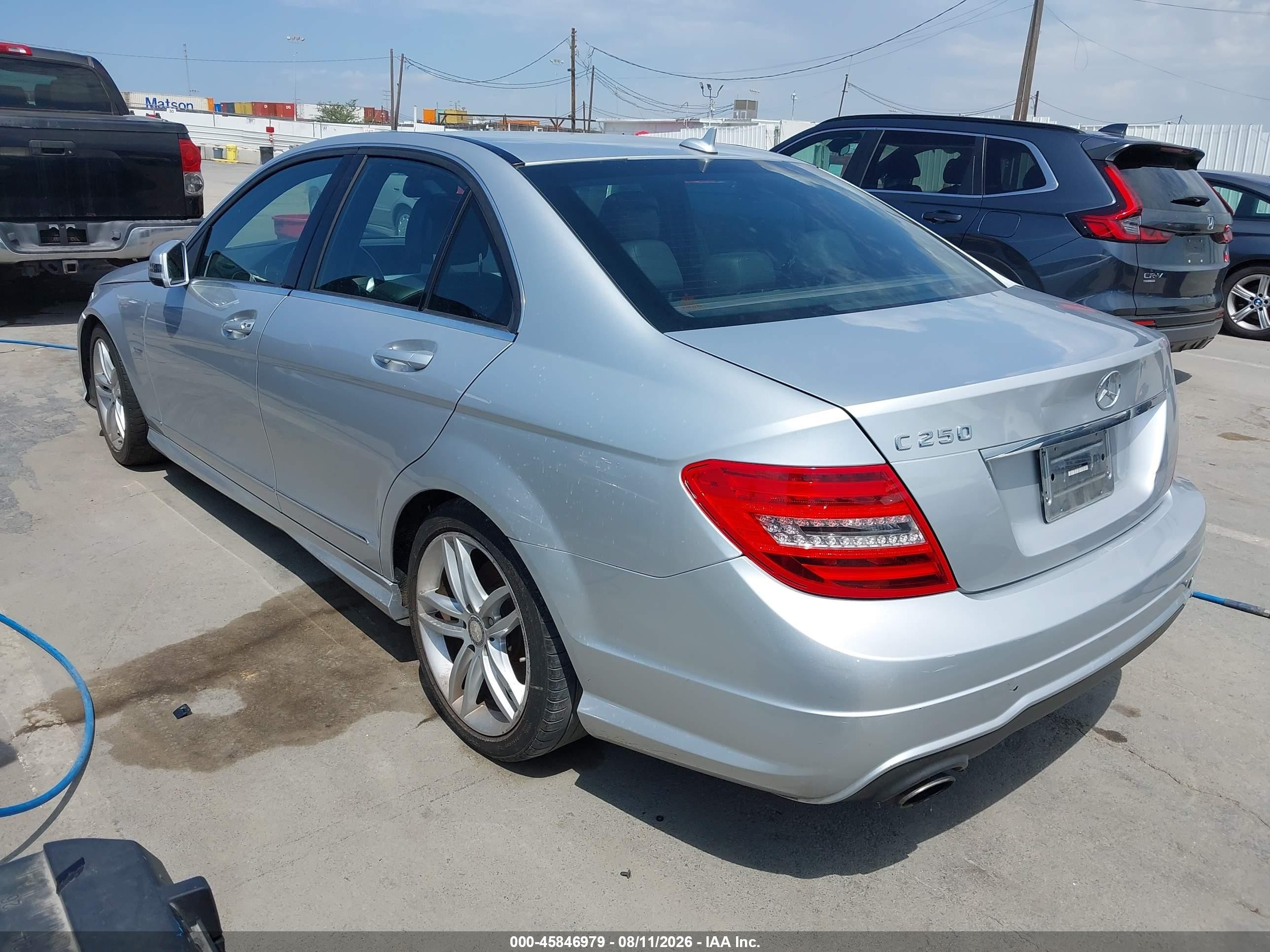 2012 Mercedes-benz C 250 Sport Silver vin: WDDGF4HB1CA674849