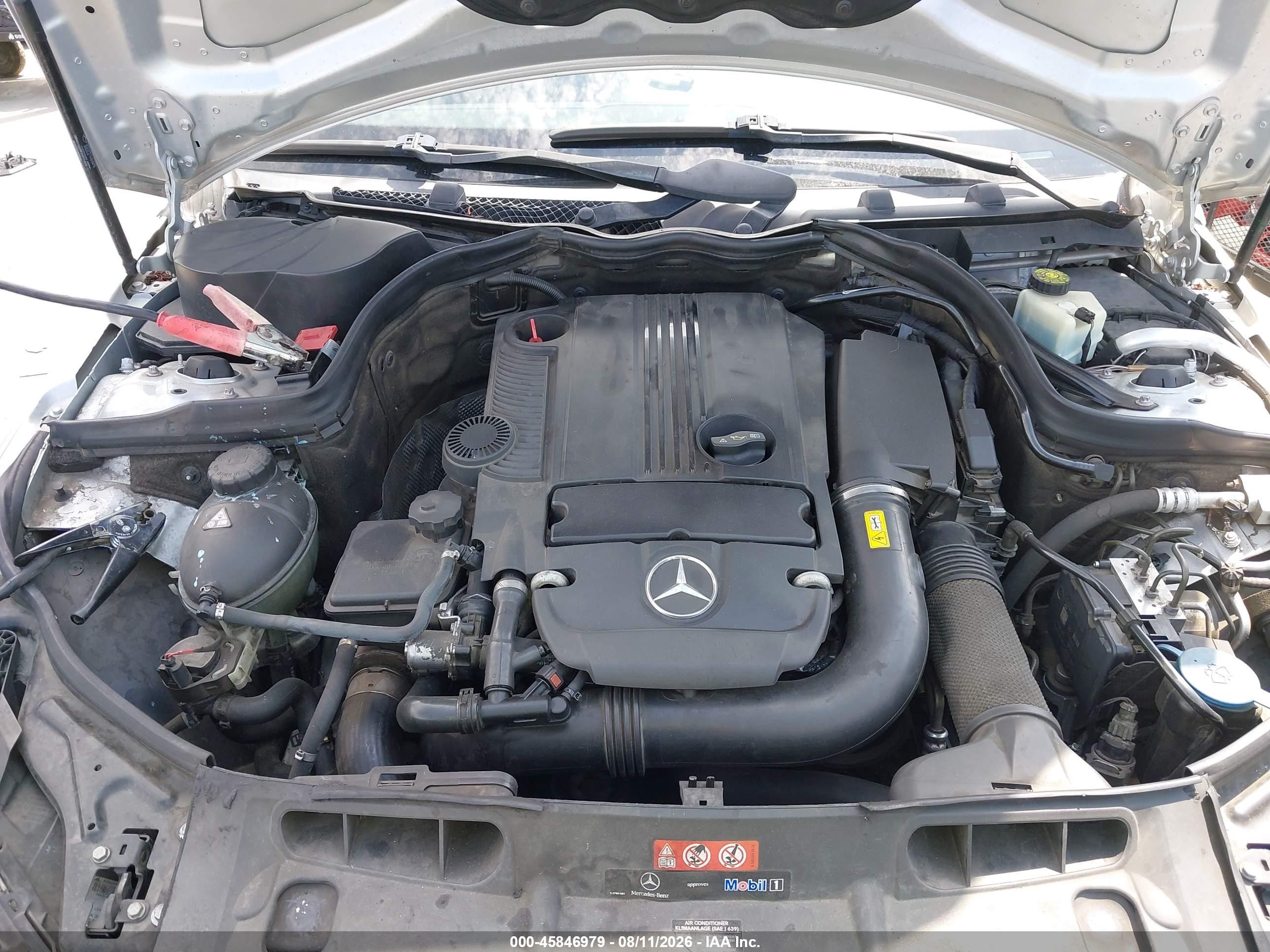2012 Mercedes-benz C 250 Sport Silver vin: WDDGF4HB1CA674849