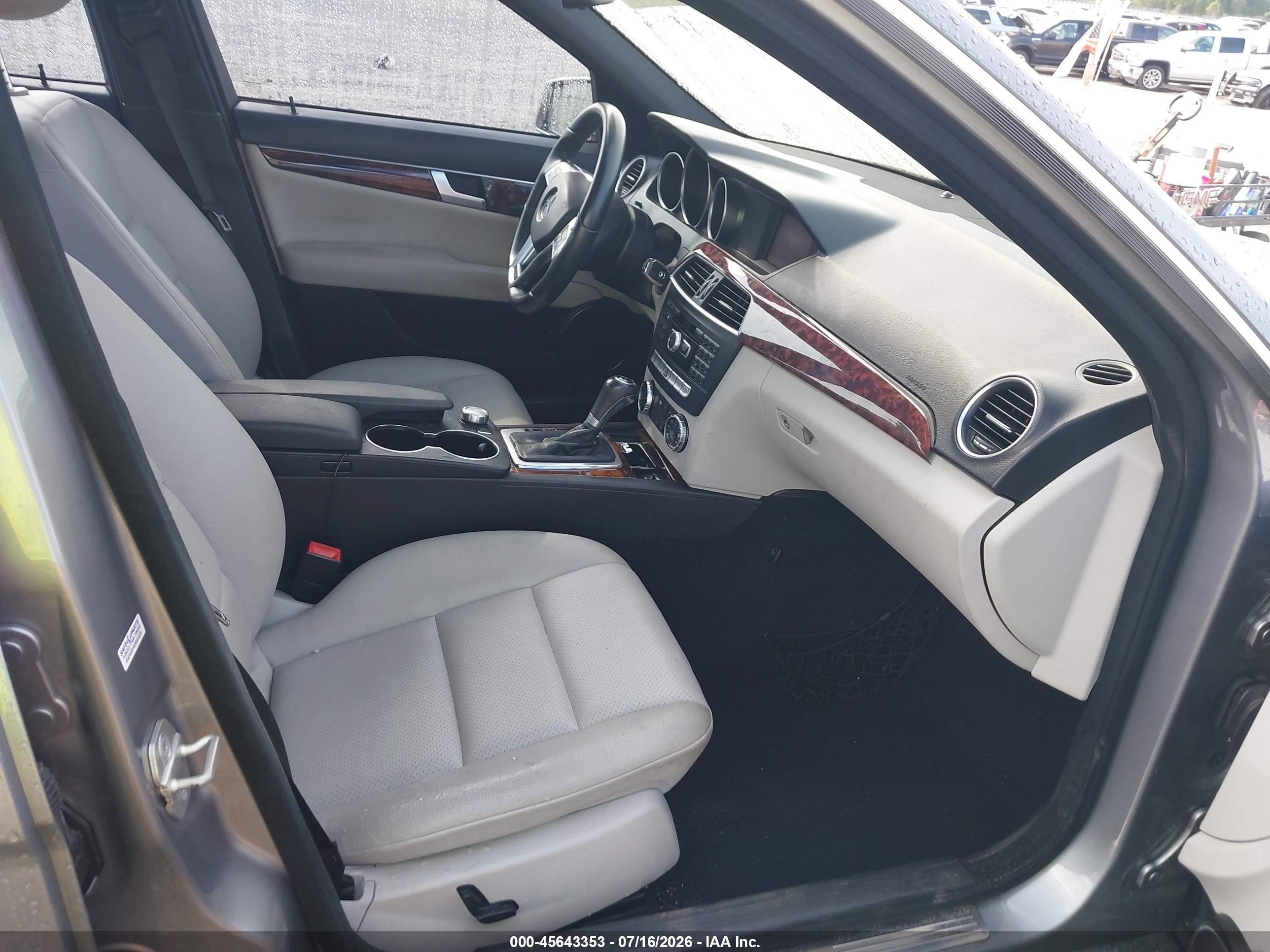 2012 Mercedes-benz C 250 Sport Gray vin: WDDGF4HB1CR212115