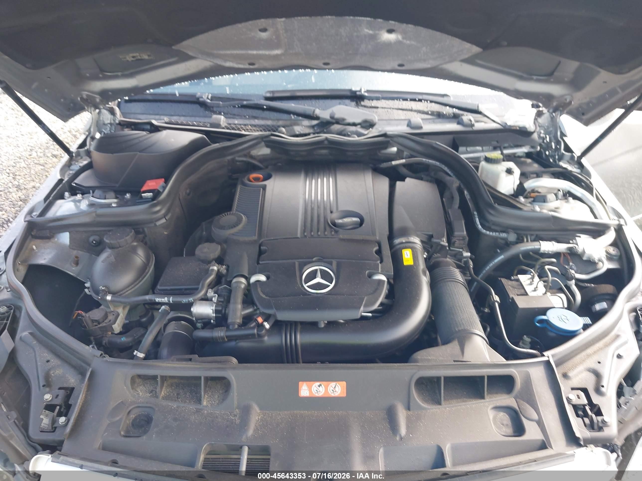 2012 Mercedes-benz C 250 Sport Gray vin: WDDGF4HB1CR212115