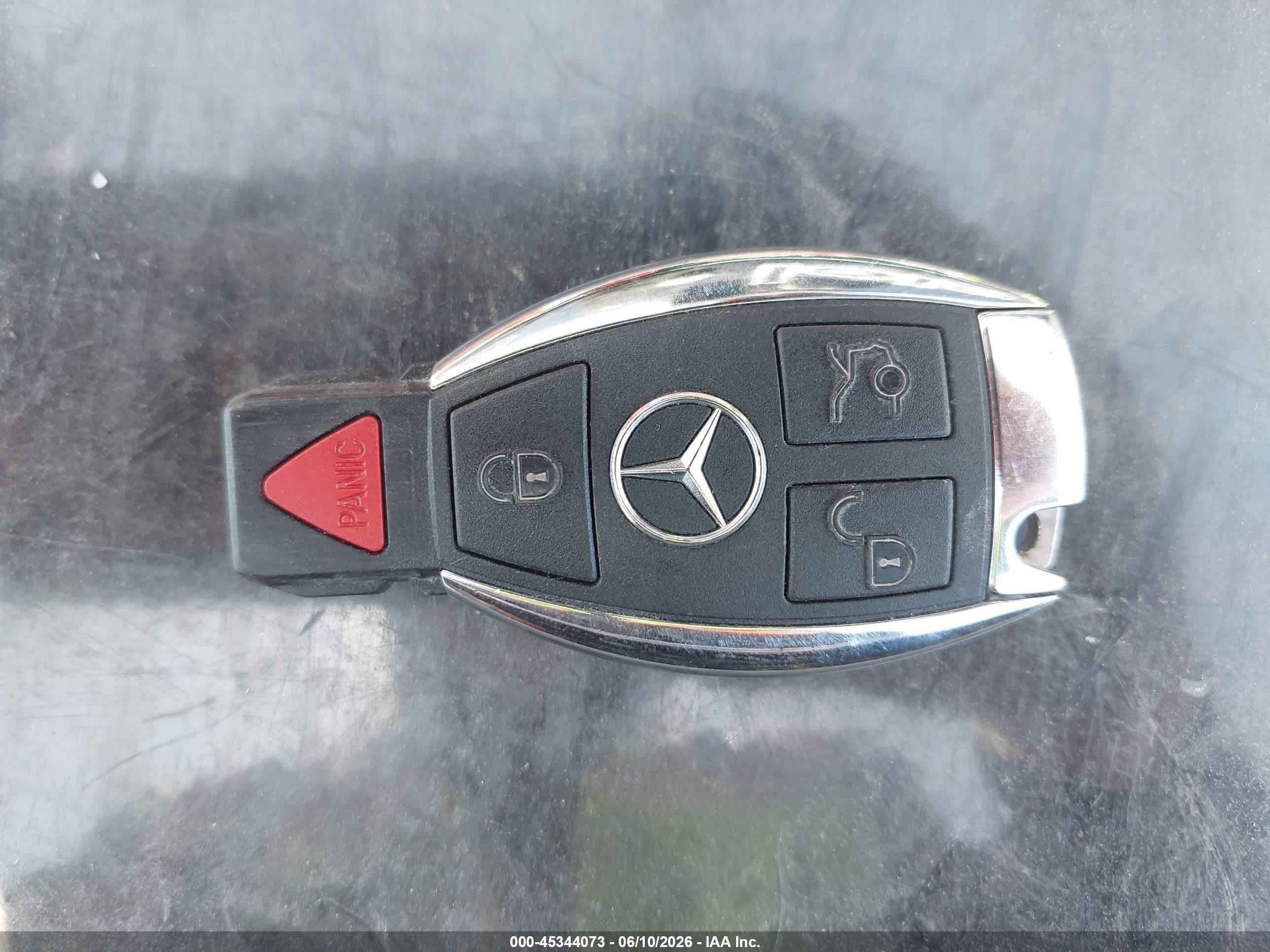 2012 Mercedes-benz C 250 Sport Black vin: WDDGF4HB1CR220568