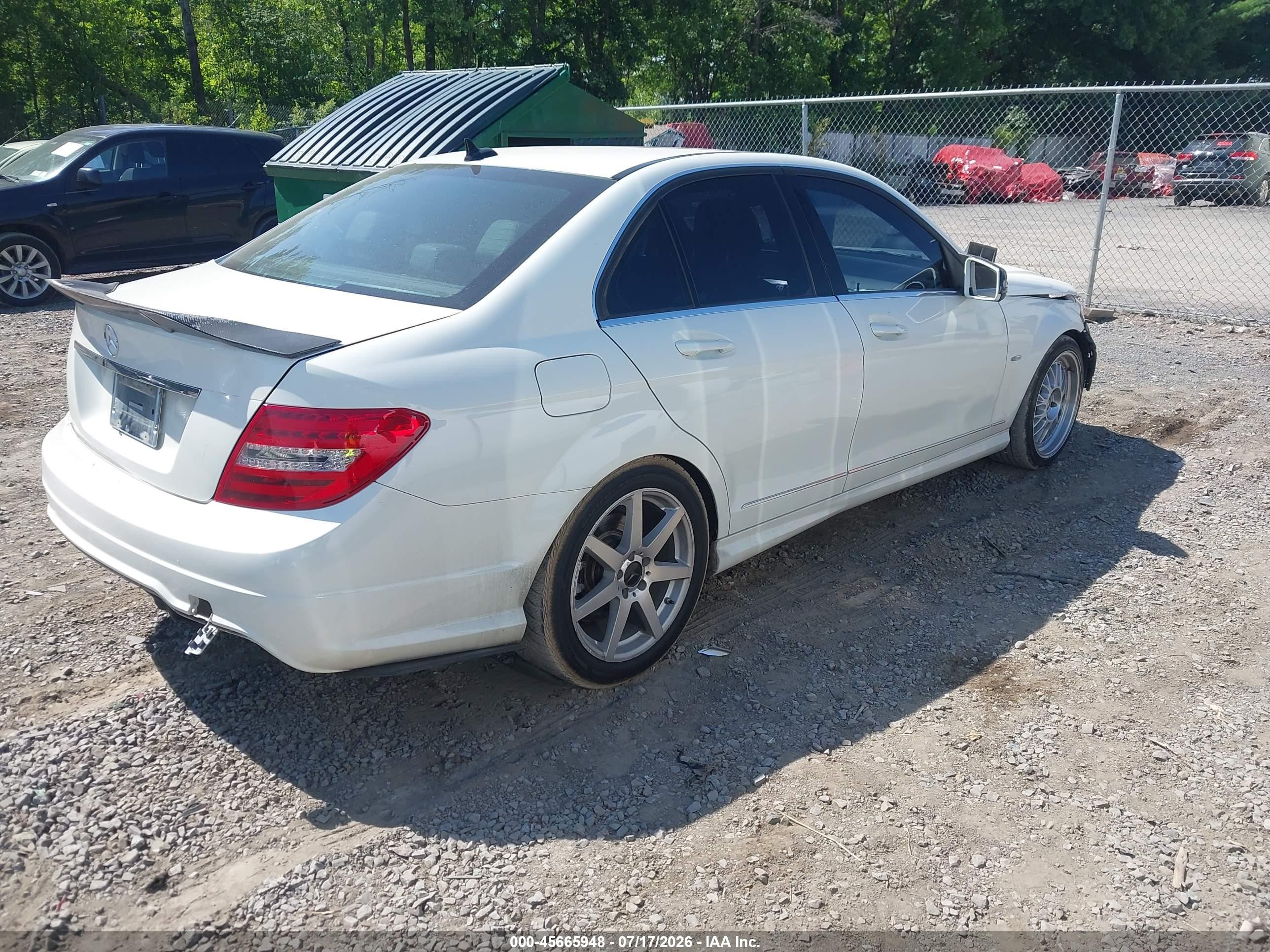 2012 Mercedes-benz C 250 Sport White vin: WDDGF4HB1CR235359