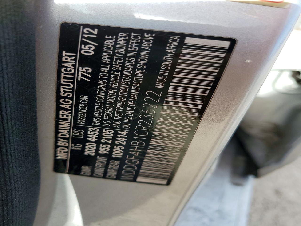 2012 Mercedes-benz C 250 Silver vin: WDDGF4HB1CR236222