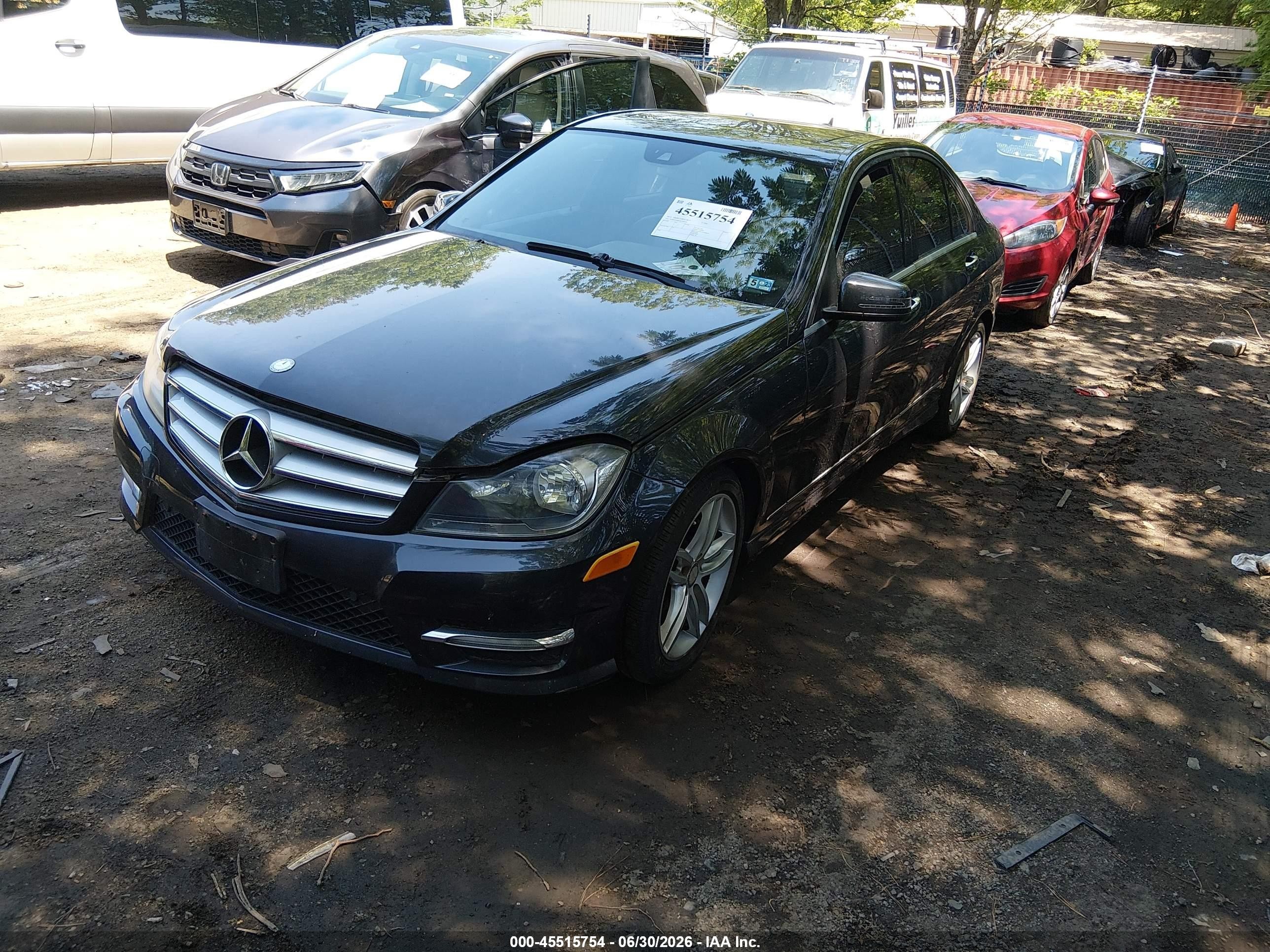 2013 Mercedes-benz C 250 Sport Black vin: WDDGF4HB1DA782938