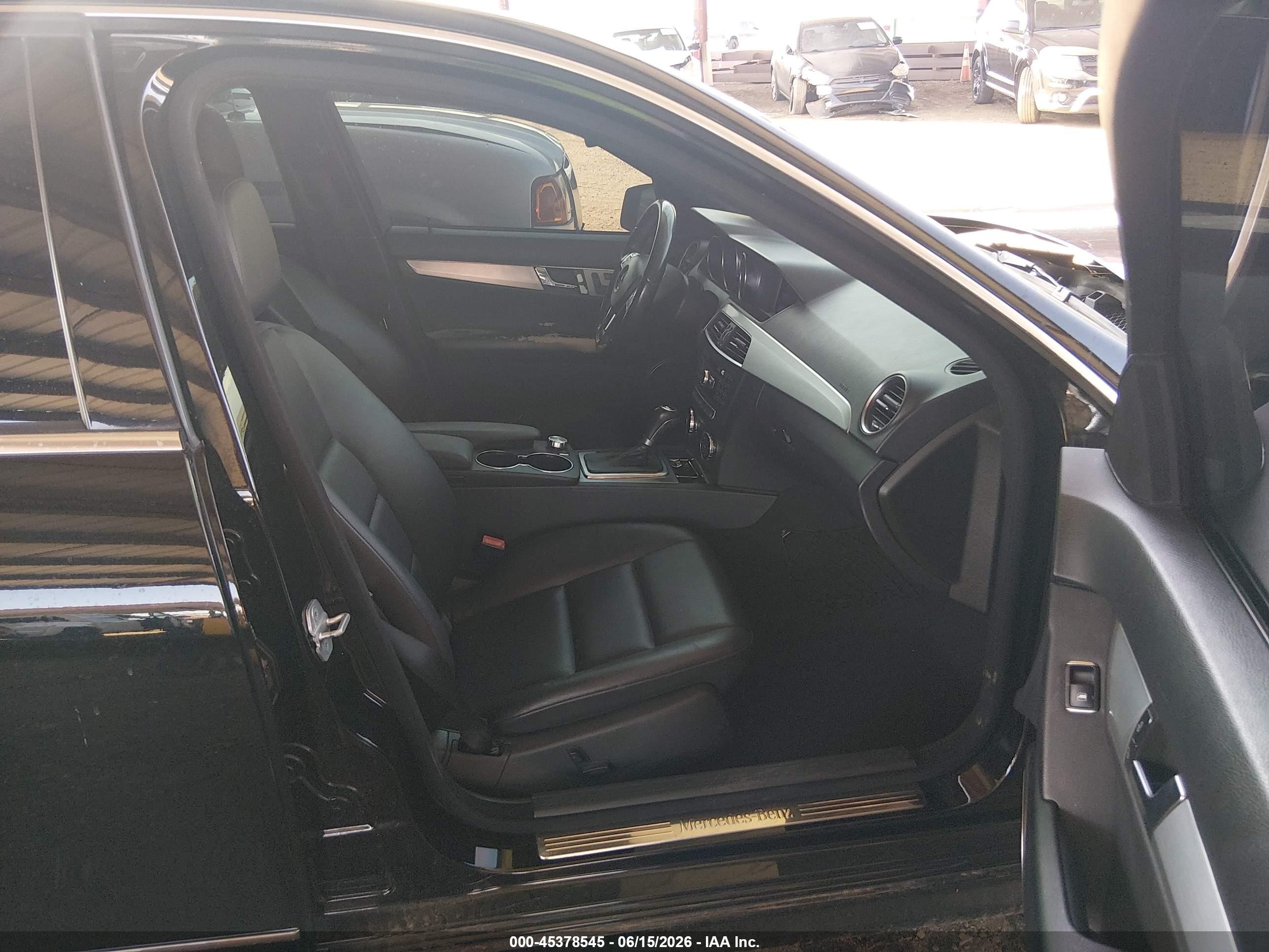 2013 Mercedes-benz C 250 Sport Black vin: WDDGF4HB1DA796936