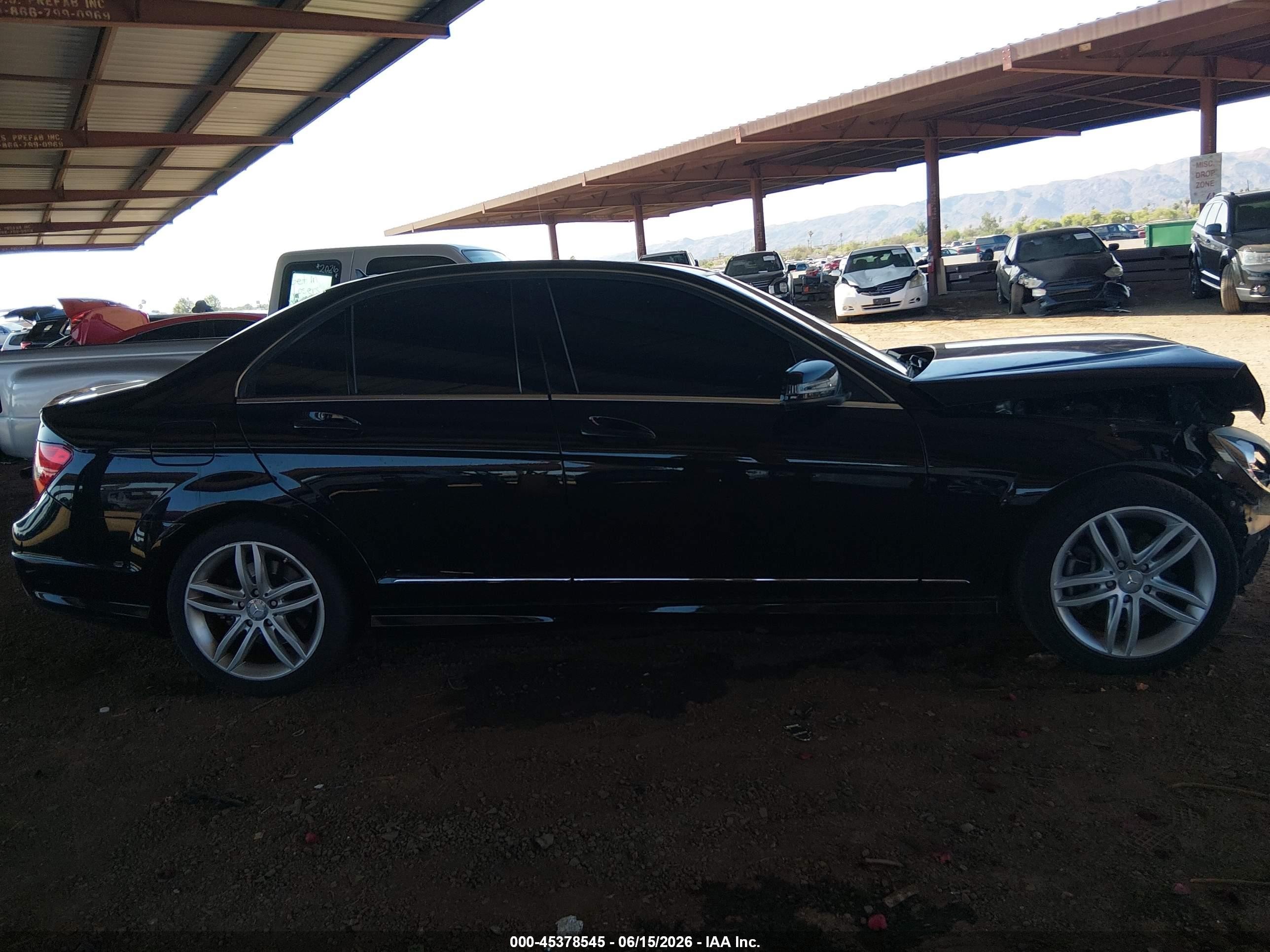 2013 Mercedes-benz C 250 Sport Black vin: WDDGF4HB1DA796936