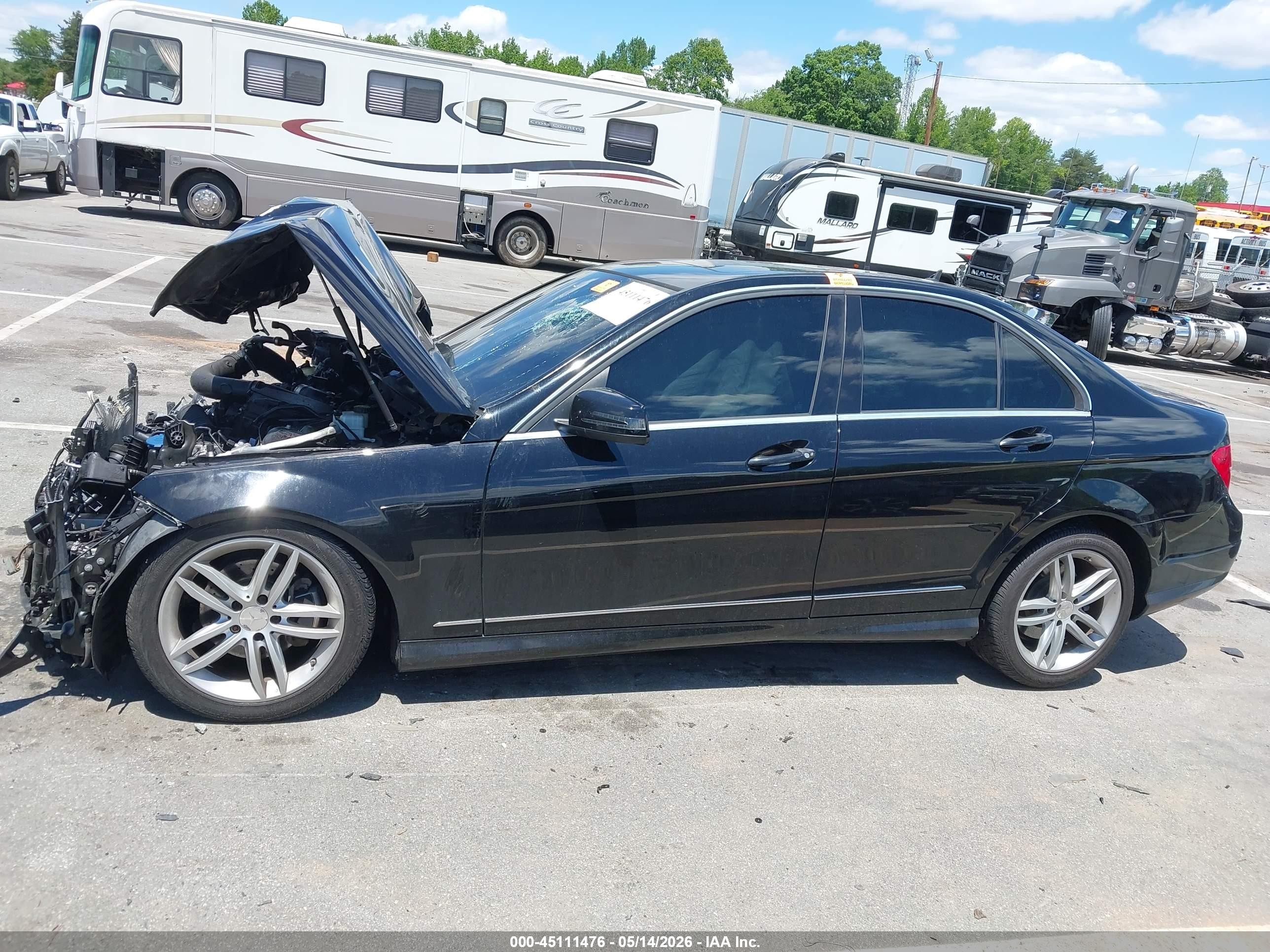 2013 Mercedes-benz C 250 Sport Black vin: WDDGF4HB1DA861994