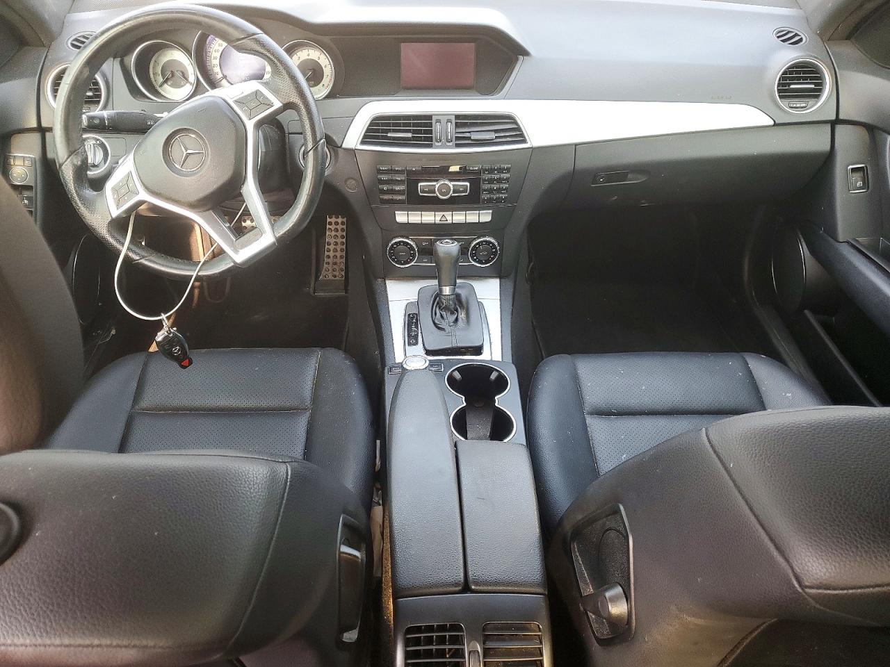 2013 Mercedes-benz C Black vin: WDDGF4HB1DA862207