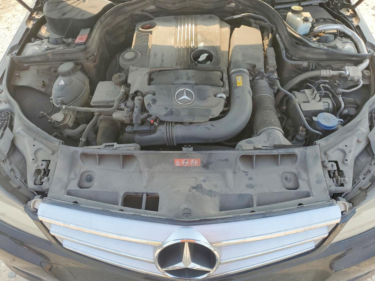 2013 Mercedes-benz C Black vin: WDDGF4HB1DA862207