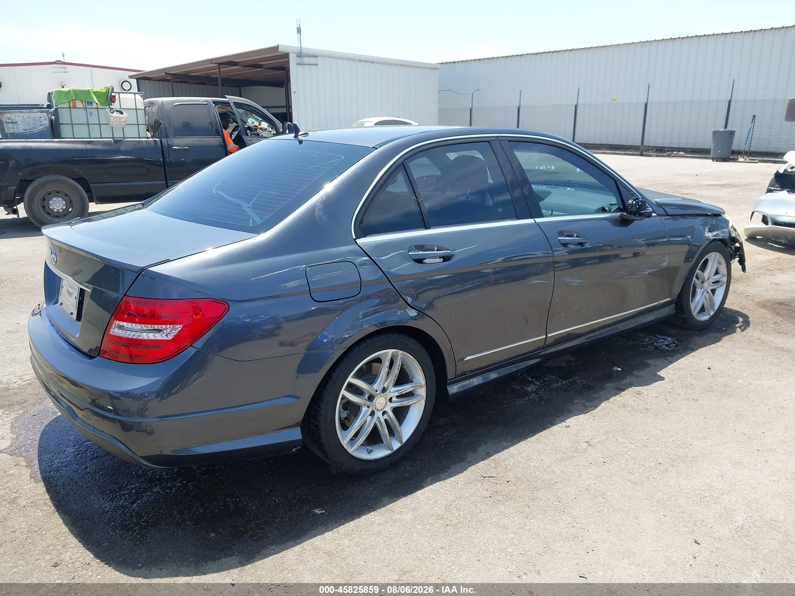 2013 Mercedes-benz C 250 Sport Gray vin: WDDGF4HB1DR268265
