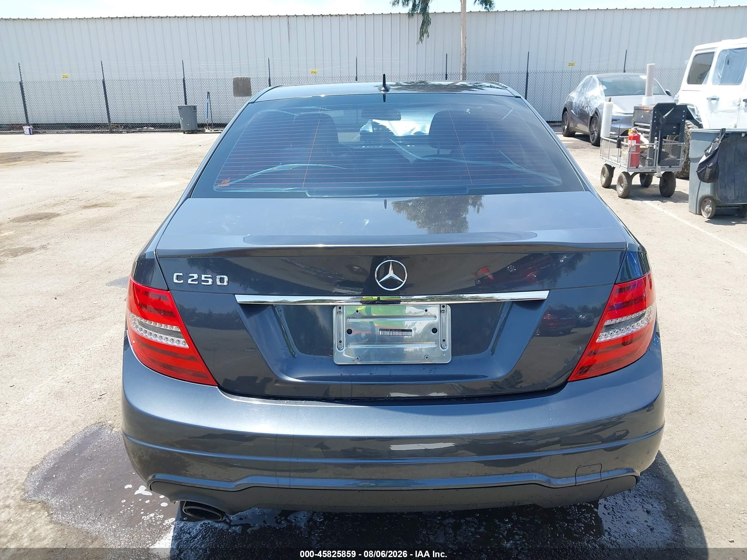 2013 Mercedes-benz C 250 Sport Gray vin: WDDGF4HB1DR268265