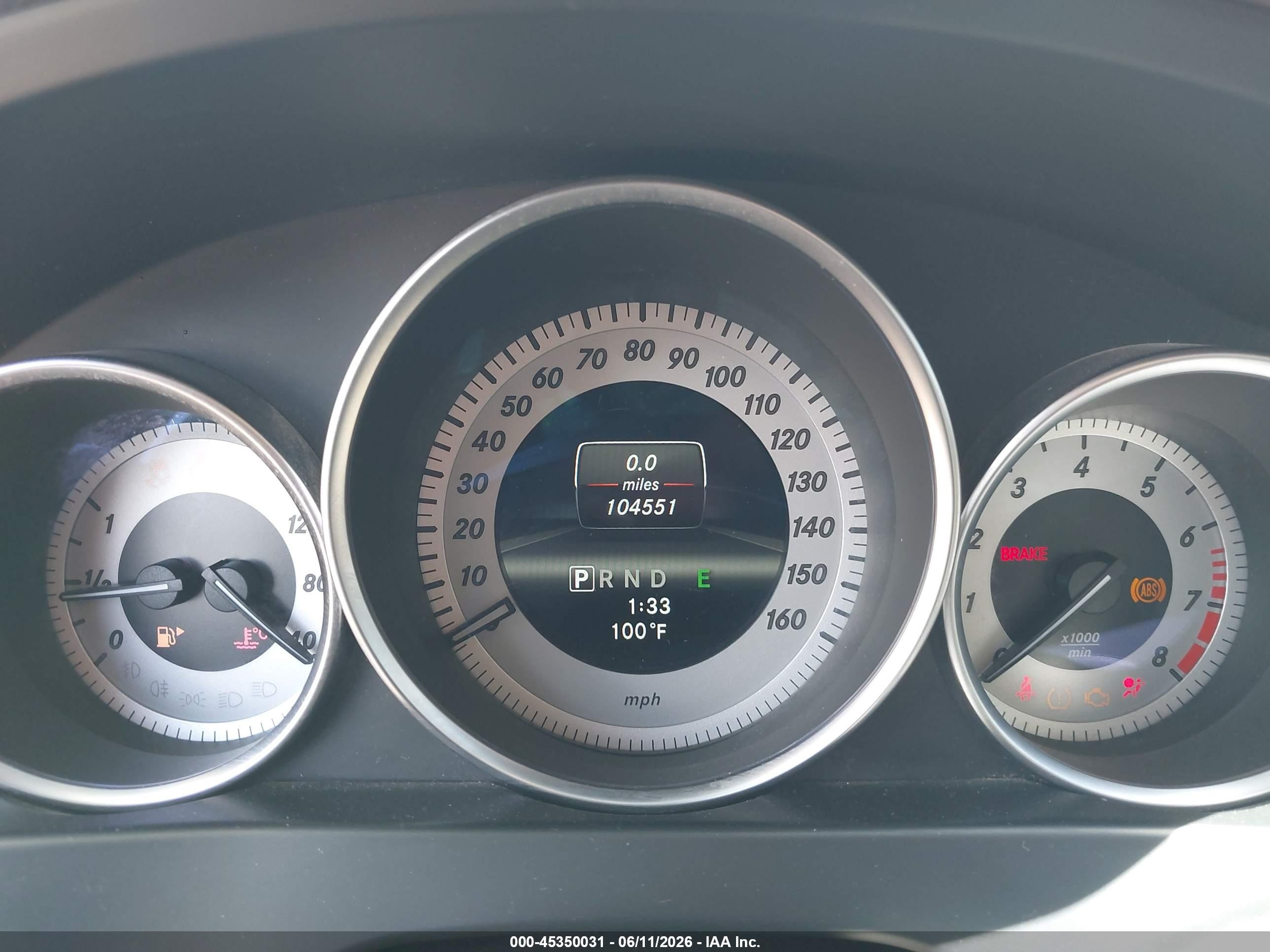 2013 Mercedes-benz C 250 Sport White vin: WDDGF4HB1DR274115