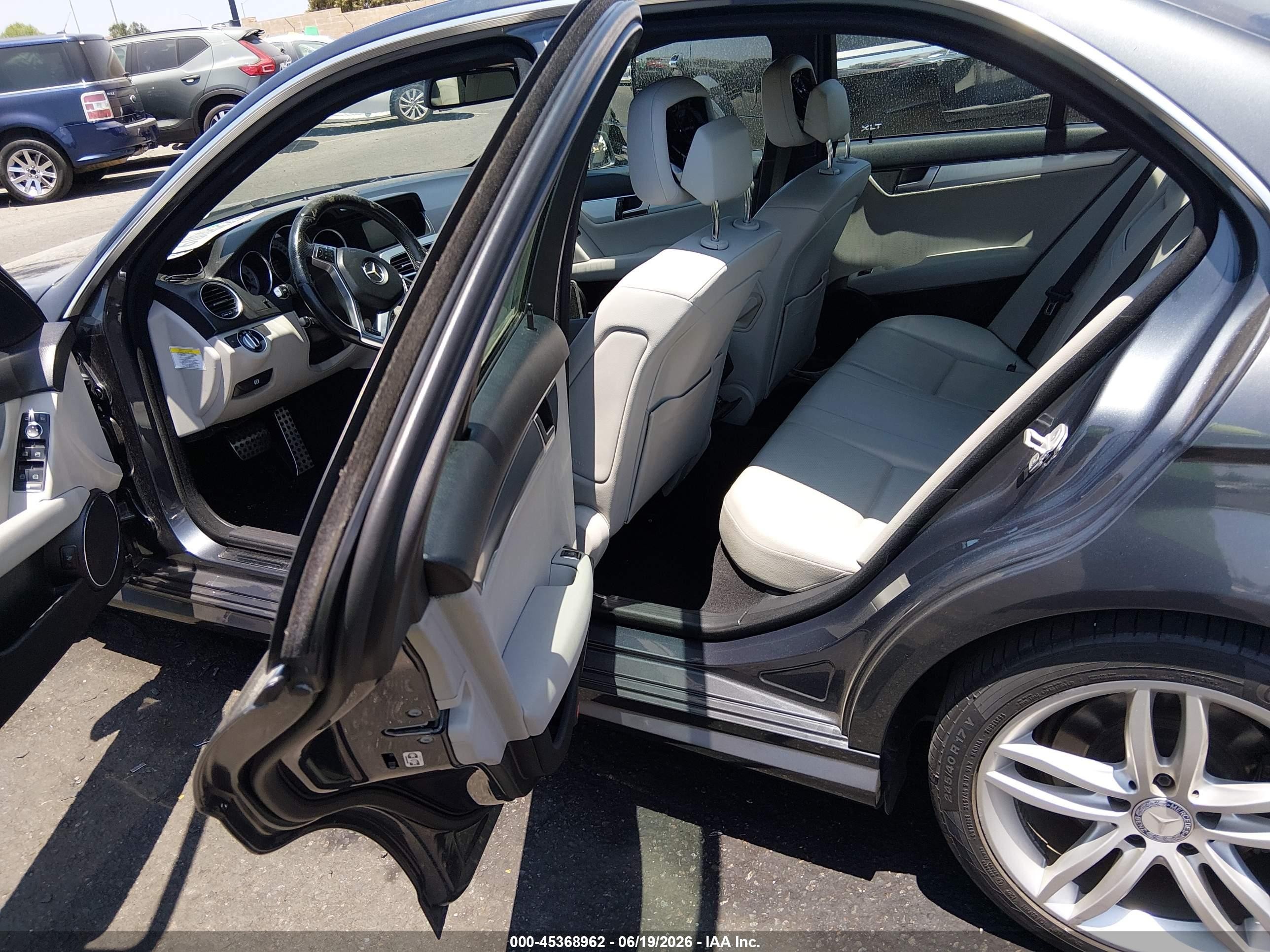 2014 Mercedes-benz C 250 Sport Gray vin: WDDGF4HB1EA927929