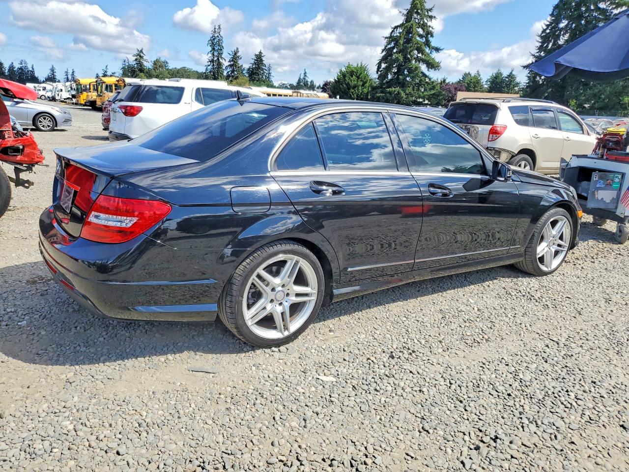 2014 Mercedes-benz C 250 Black vin: WDDGF4HB1EA939448