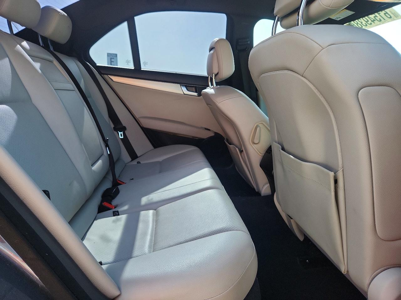 2014 Mercedes-benz C 250 Gray vin: WDDGF4HB1EA960414