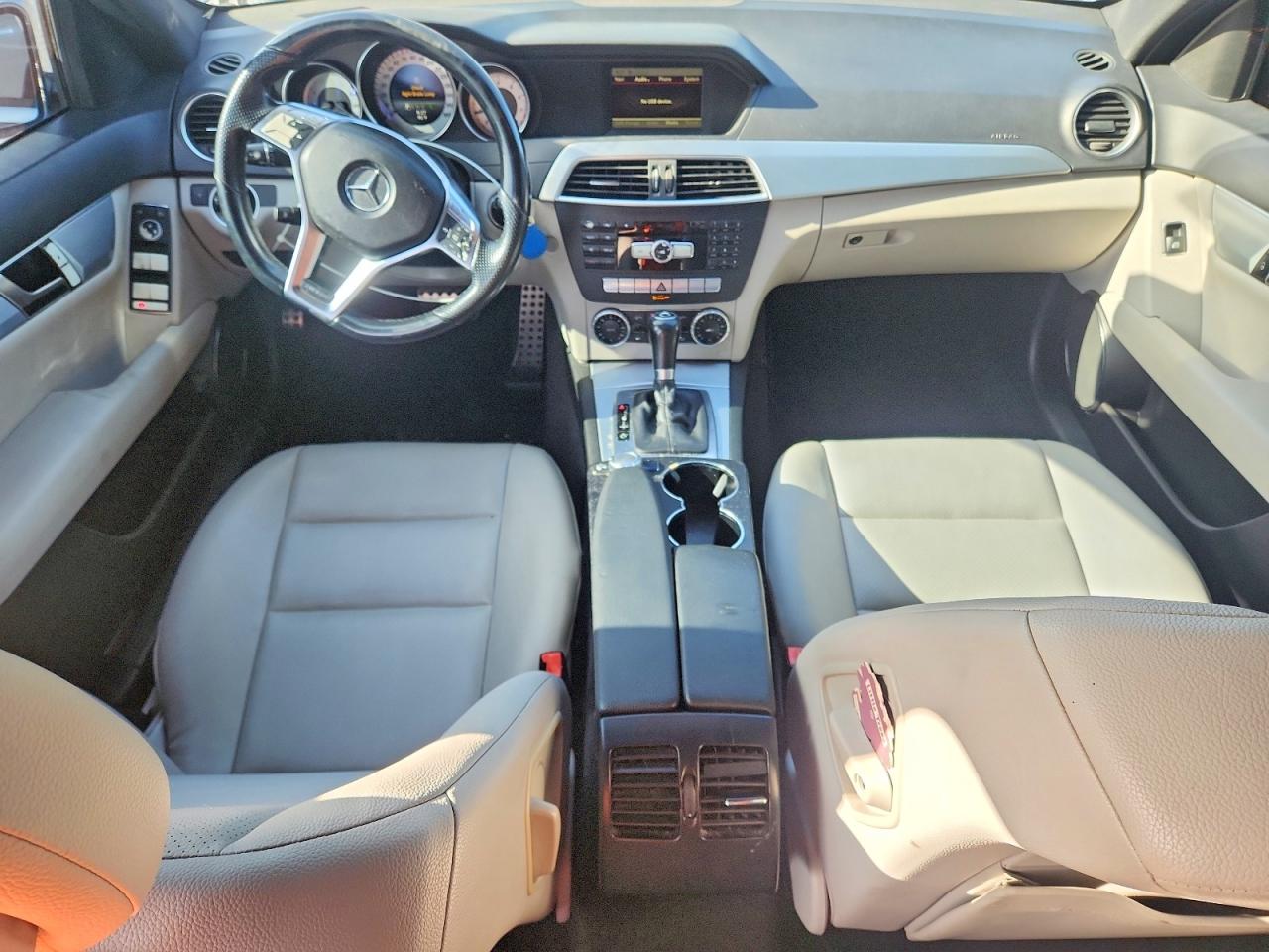 2014 Mercedes-benz C 250 Gray vin: WDDGF4HB1EA960414