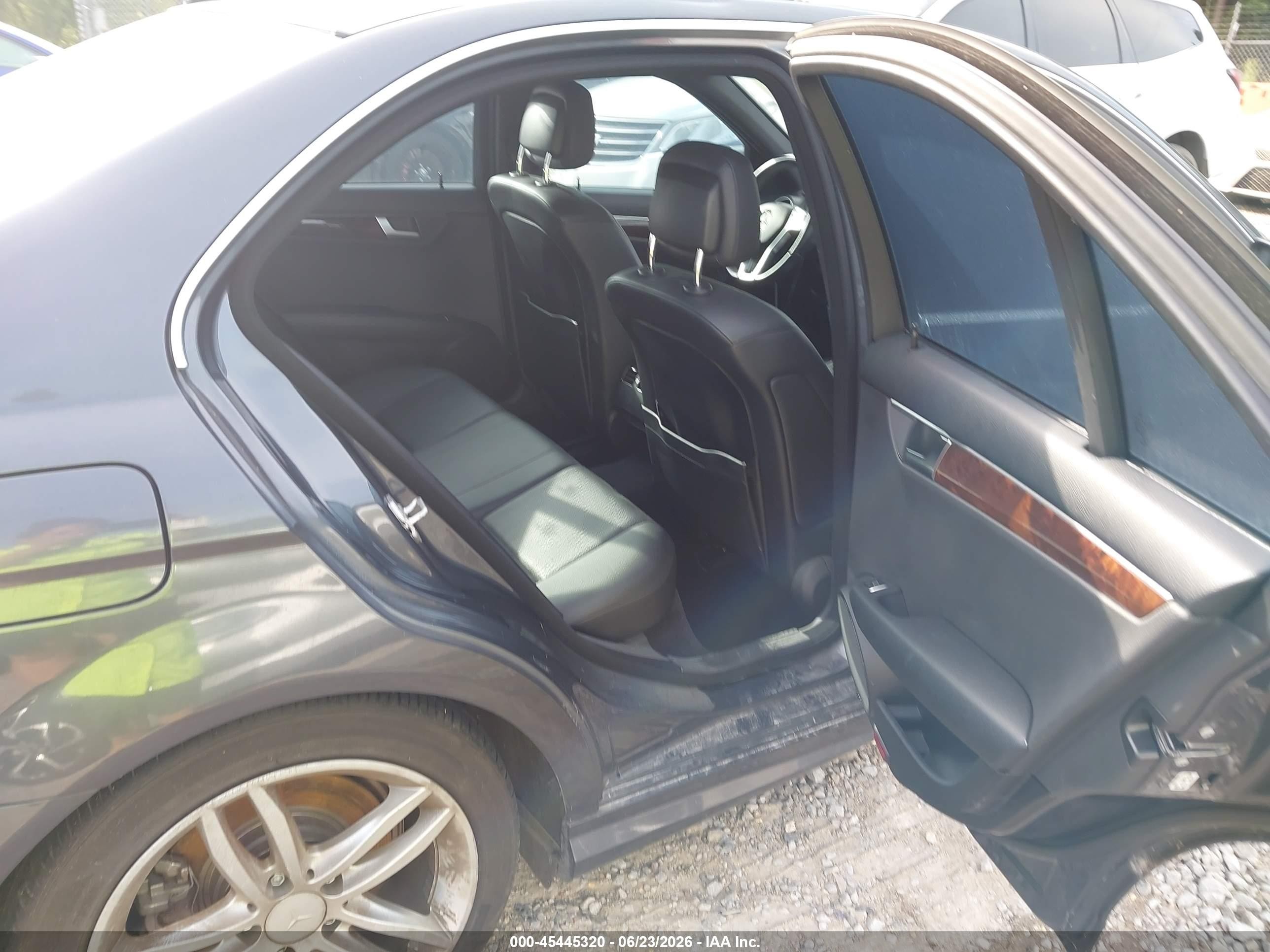 2014 Mercedes-benz C 250 Sport Gray vin: WDDGF4HB1EA961580