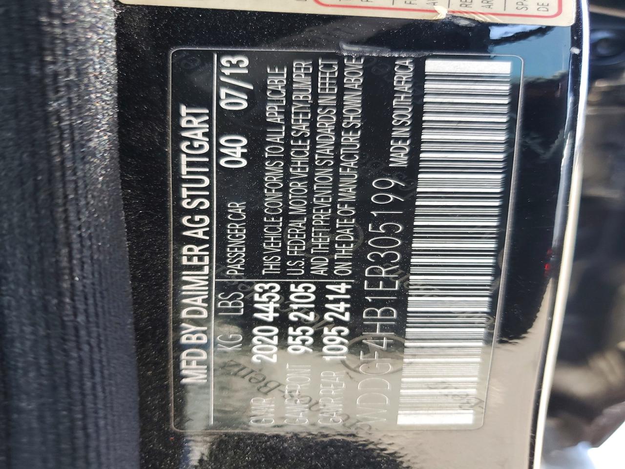 2014 Mercedes-benz C 250 Black vin: WDDGF4HB1ER305199