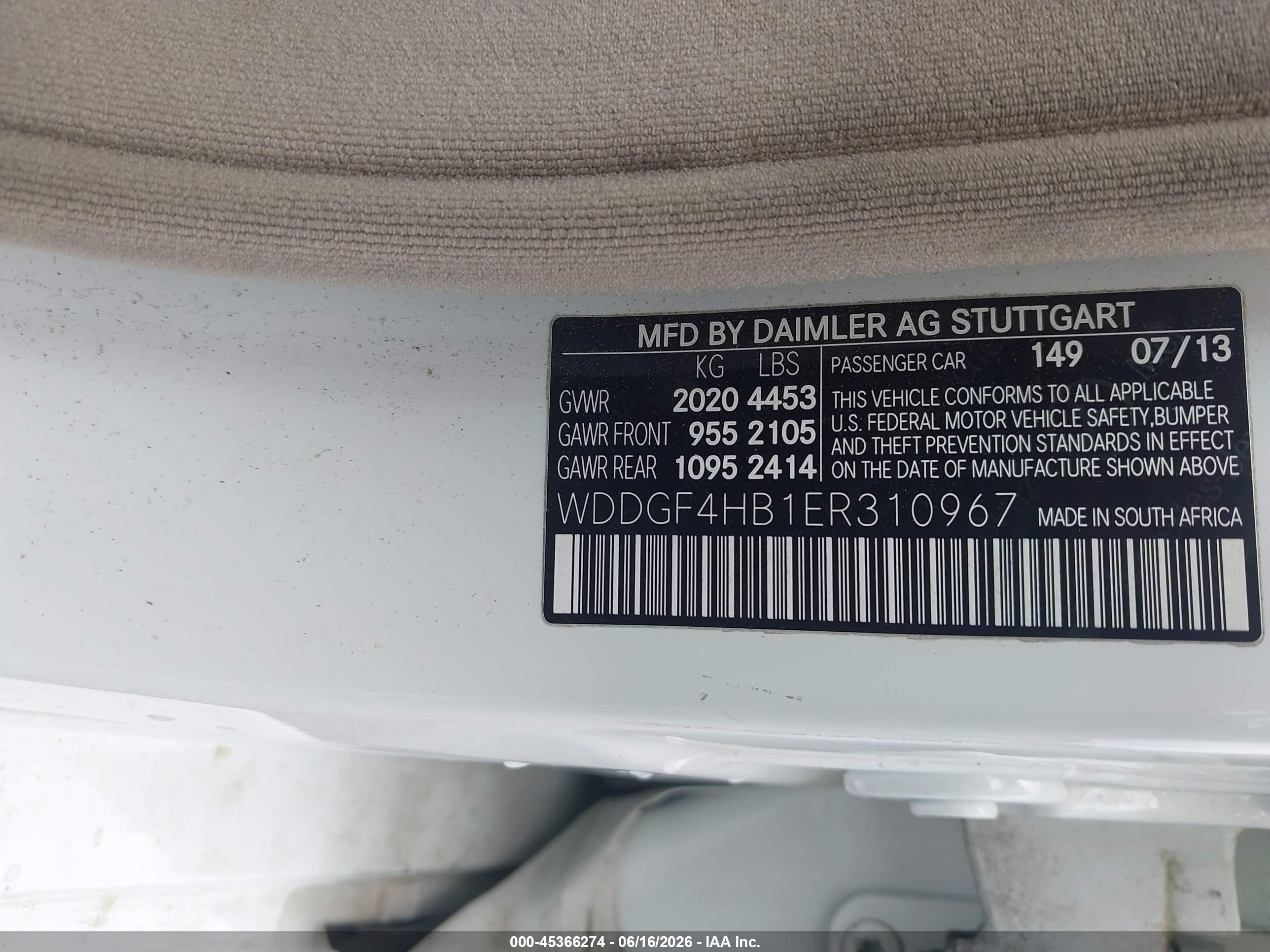 2014 Mercedes-benz C 250 Sport White vin: WDDGF4HB1ER310967