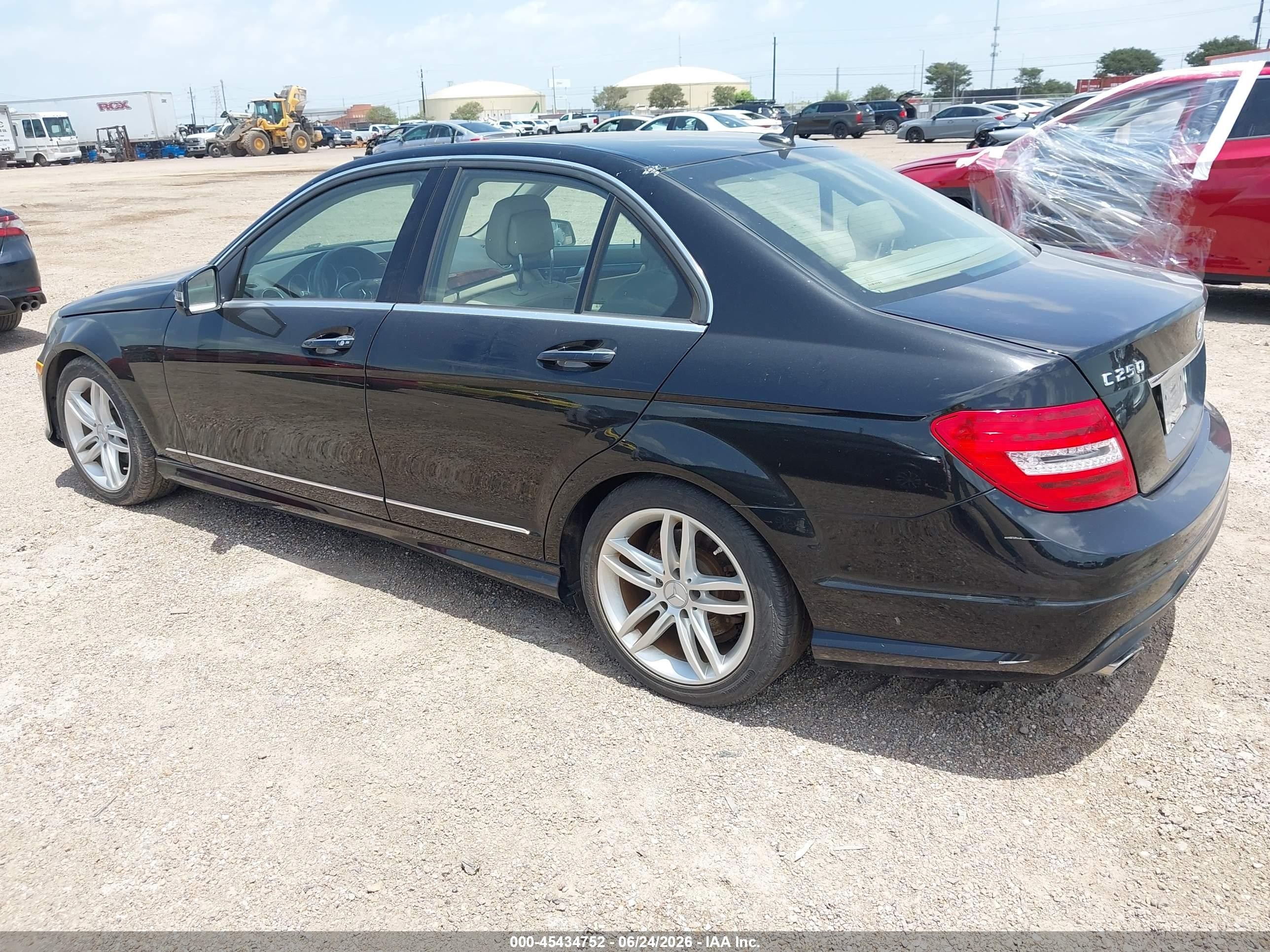 2014 Mercedes-benz C 250 Sport Black vin: WDDGF4HB1ER315053