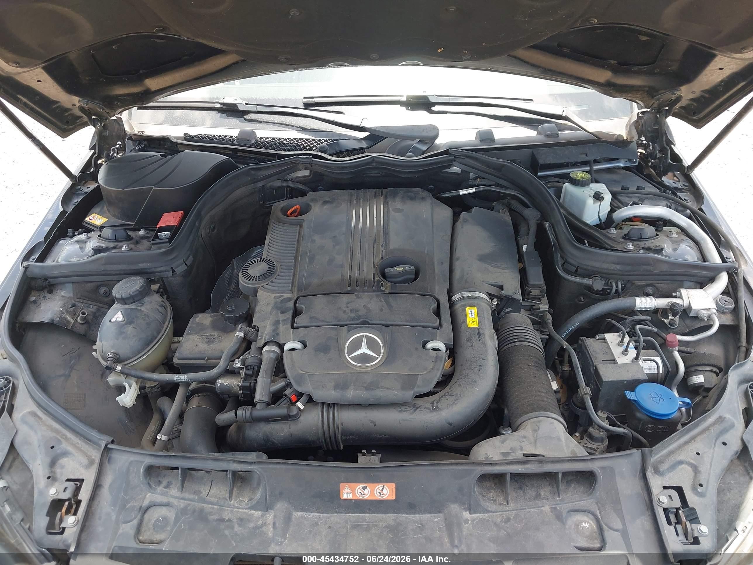 2014 Mercedes-benz C 250 Sport Black vin: WDDGF4HB1ER315053
