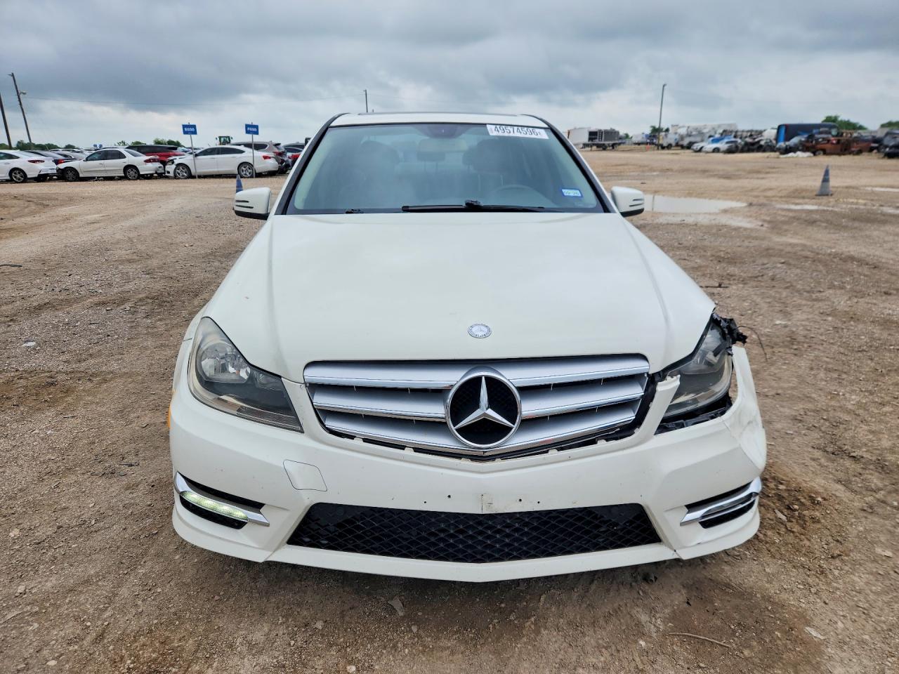 2012 Mercedes-benz C 250 White vin: WDDGF4HB2CA631993